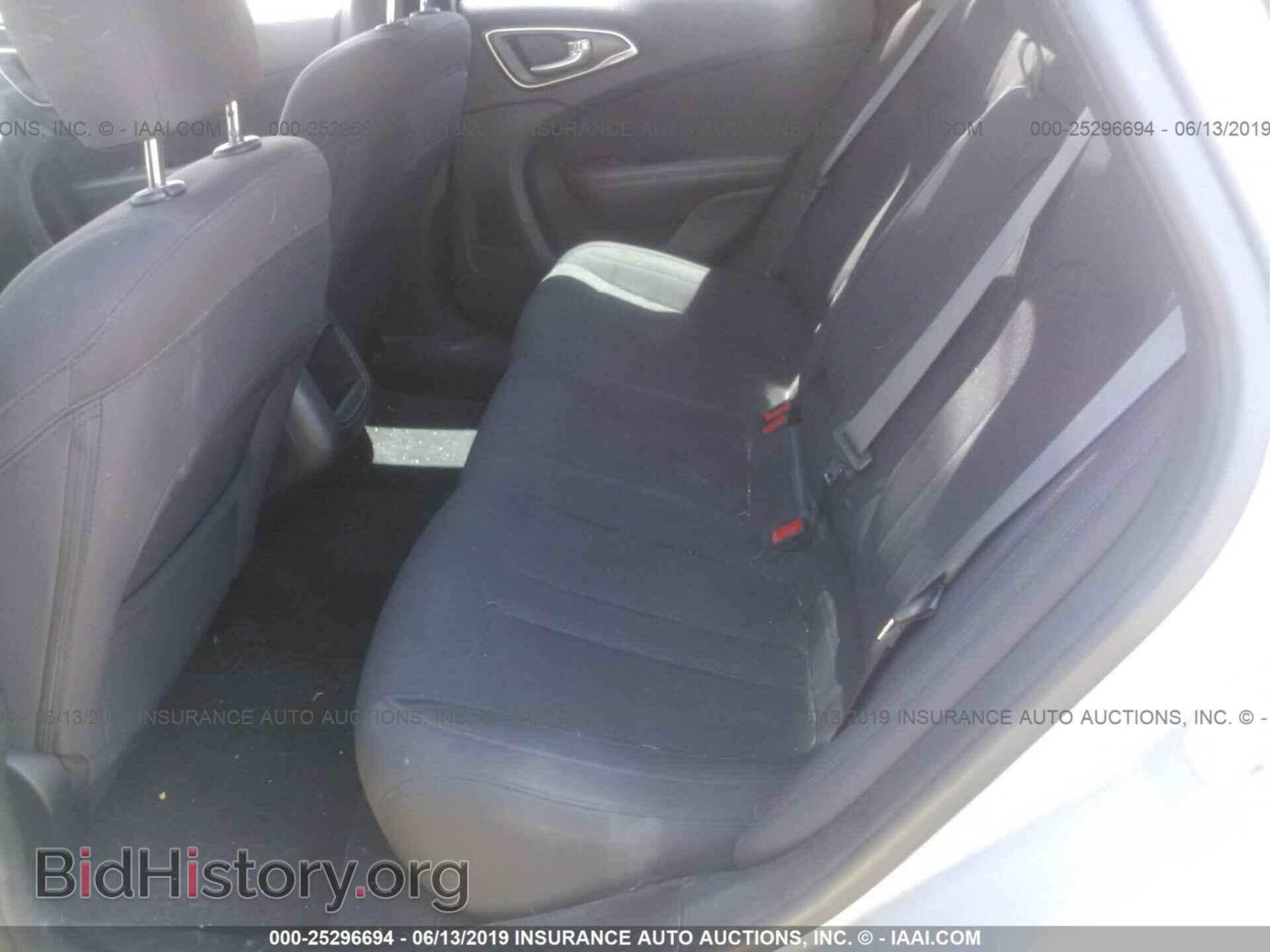 2015 CHRYSLER 200 - VIN: 1C3CCCAB2FN746651 - Photo 8