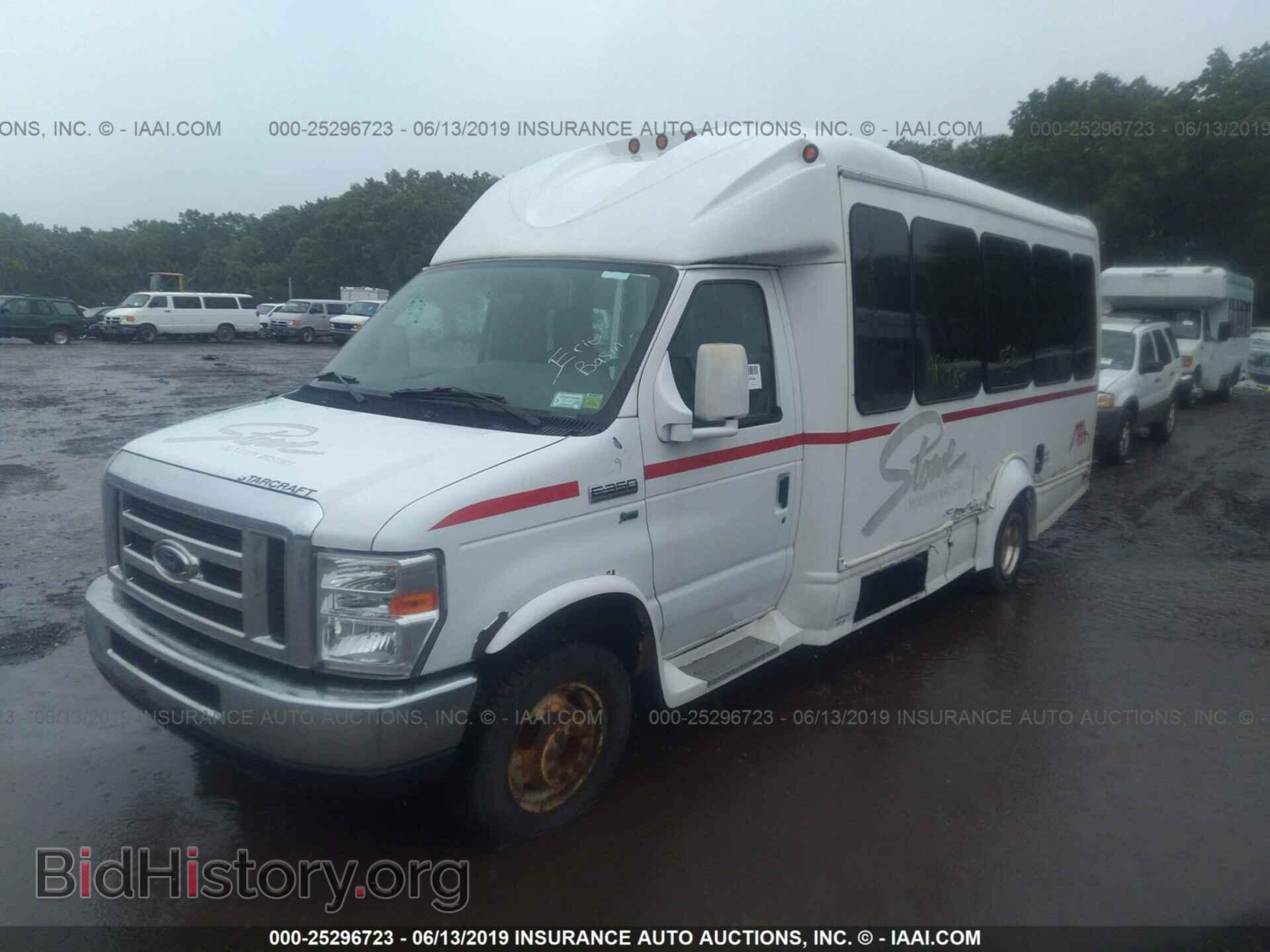 2011 FORD ECONOLINE - VIN: 1FDWE3FL7BDA49217 - Фото 2