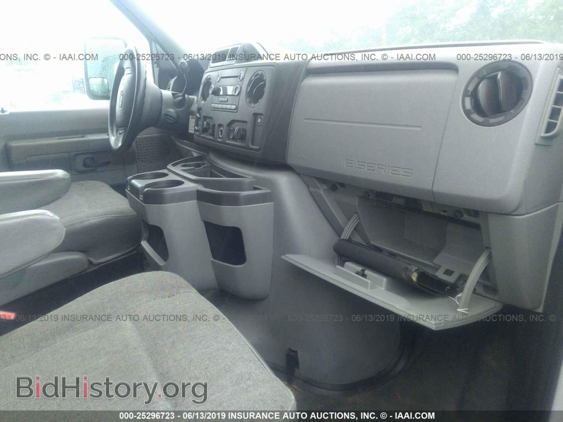 2011 FORD ECONOLINE - VIN: 1FDWE3FL7BDA49217 - Фото 5