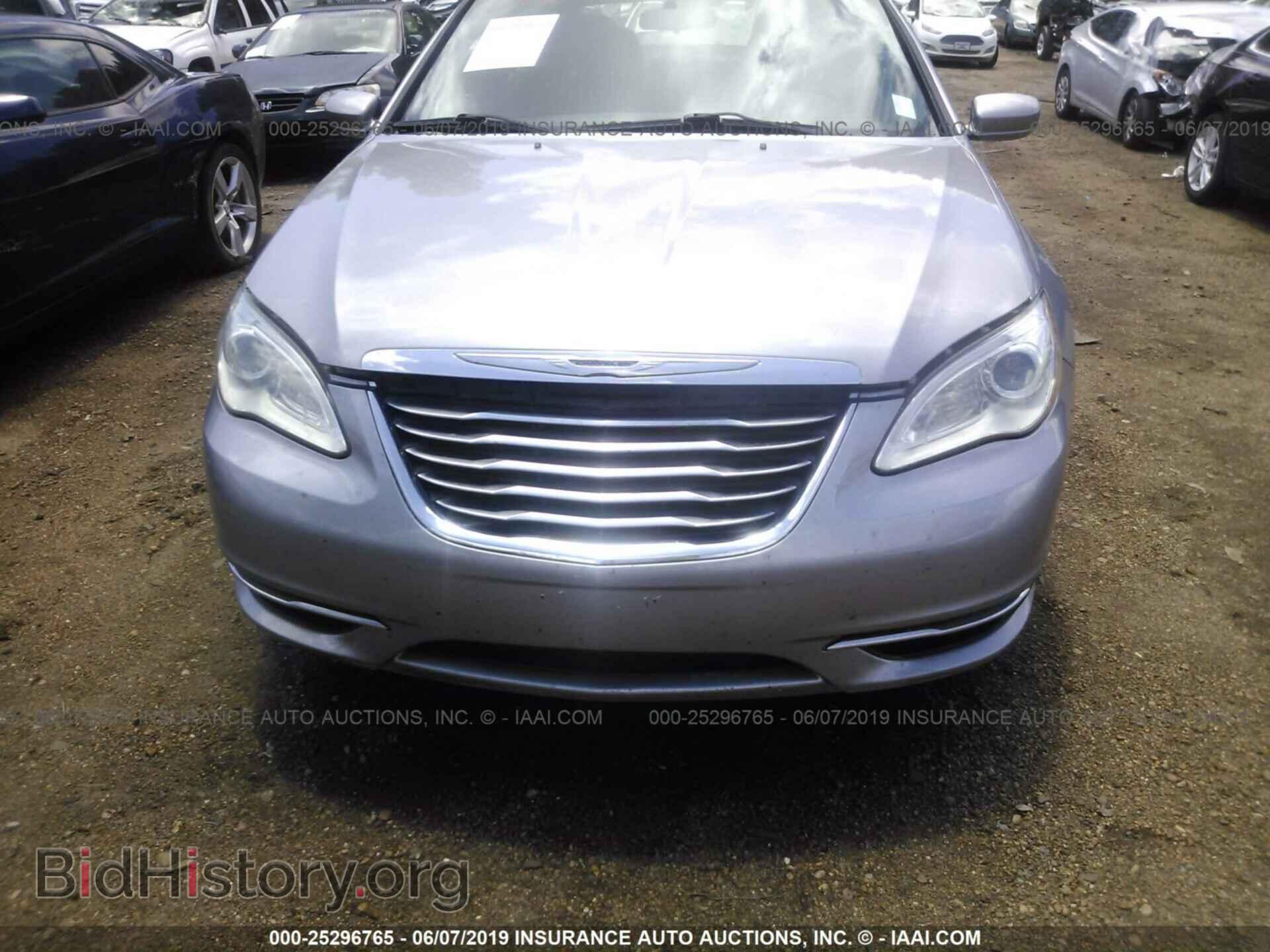 2013 CHRYSLER 200 - VIN: 1C3CCBBB4DN732594 - Фото 6