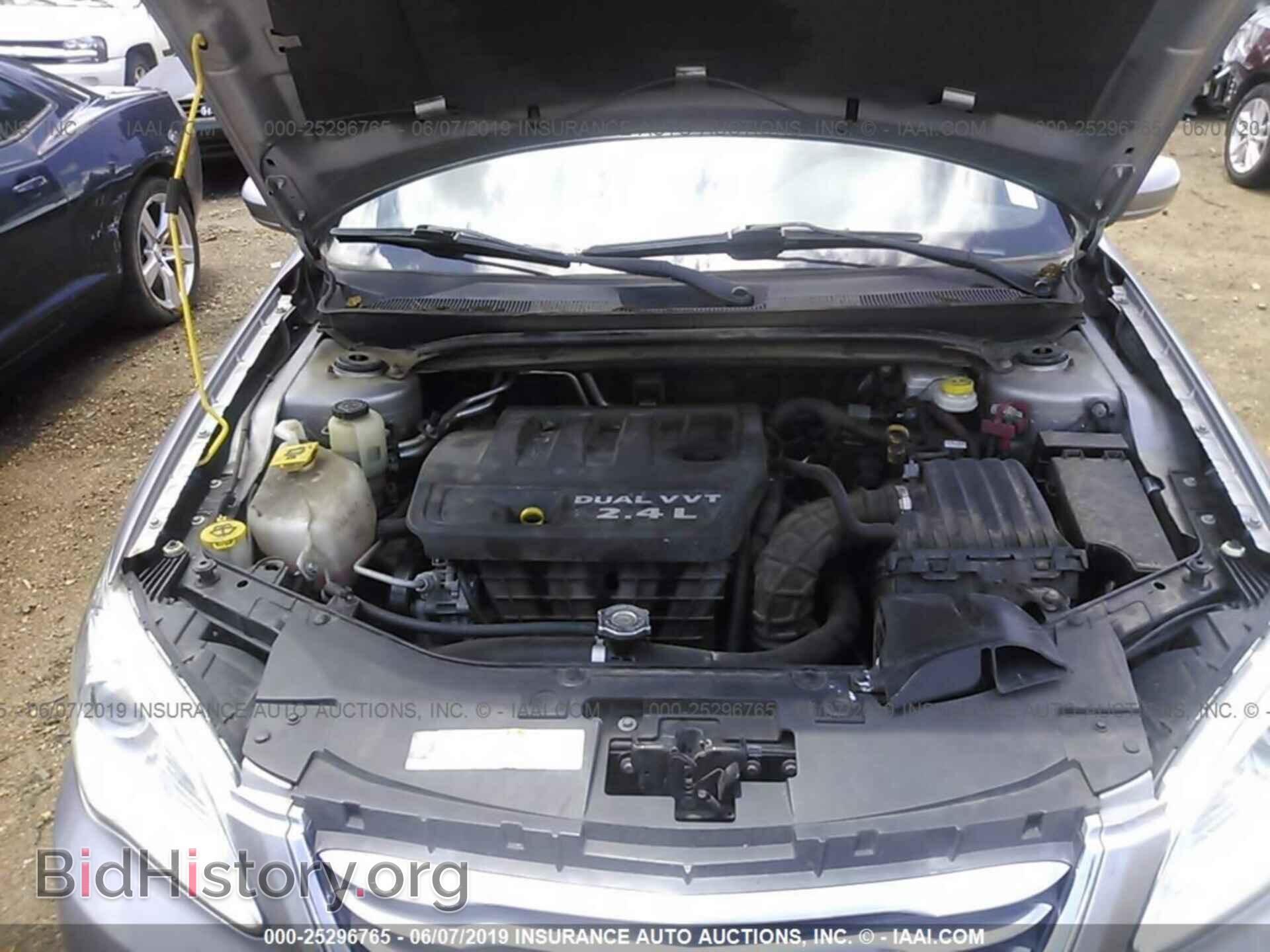 2013 CHRYSLER 200 - VIN: 1C3CCBBB4DN732594 - Фото 10