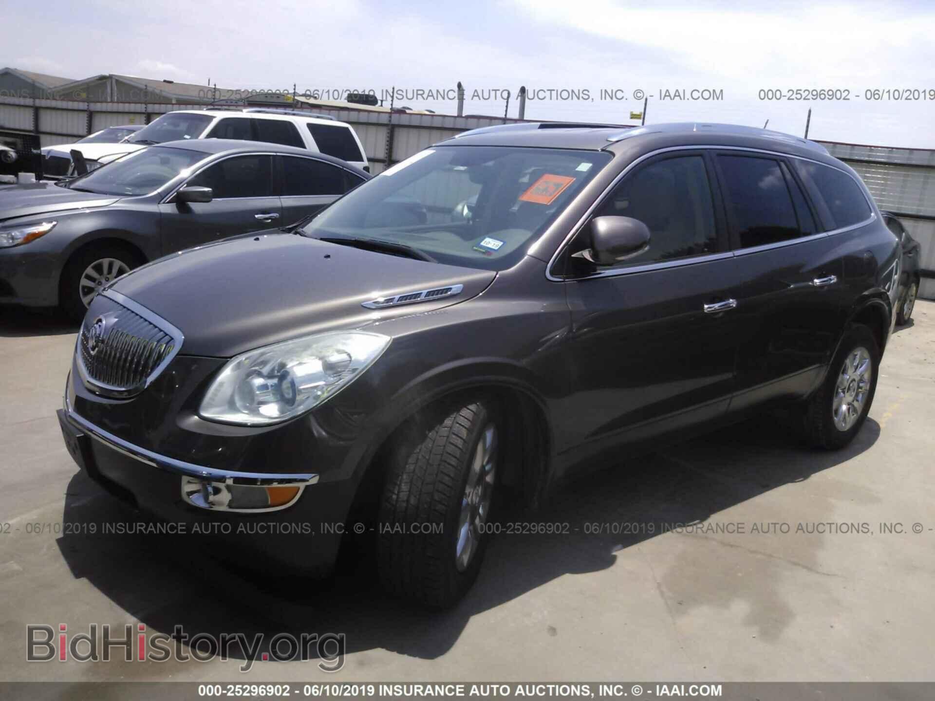 2011 BUICK ENCLAVE - VIN: 5GAKVCED5BJ175527 - Фото 2