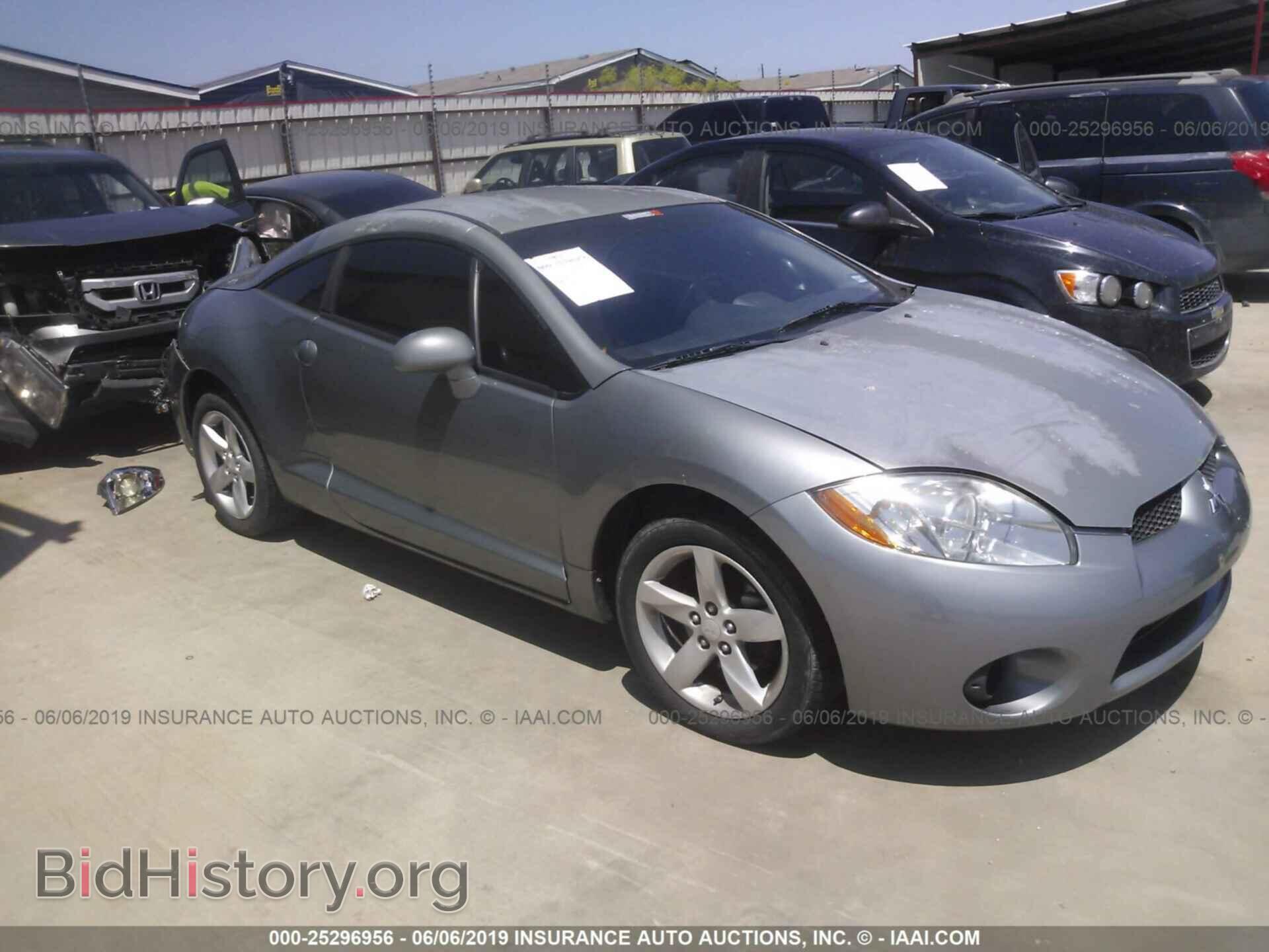 Фотография 4A3AK24F28E028421 - MITSUBISHI ECLIPSE 2008