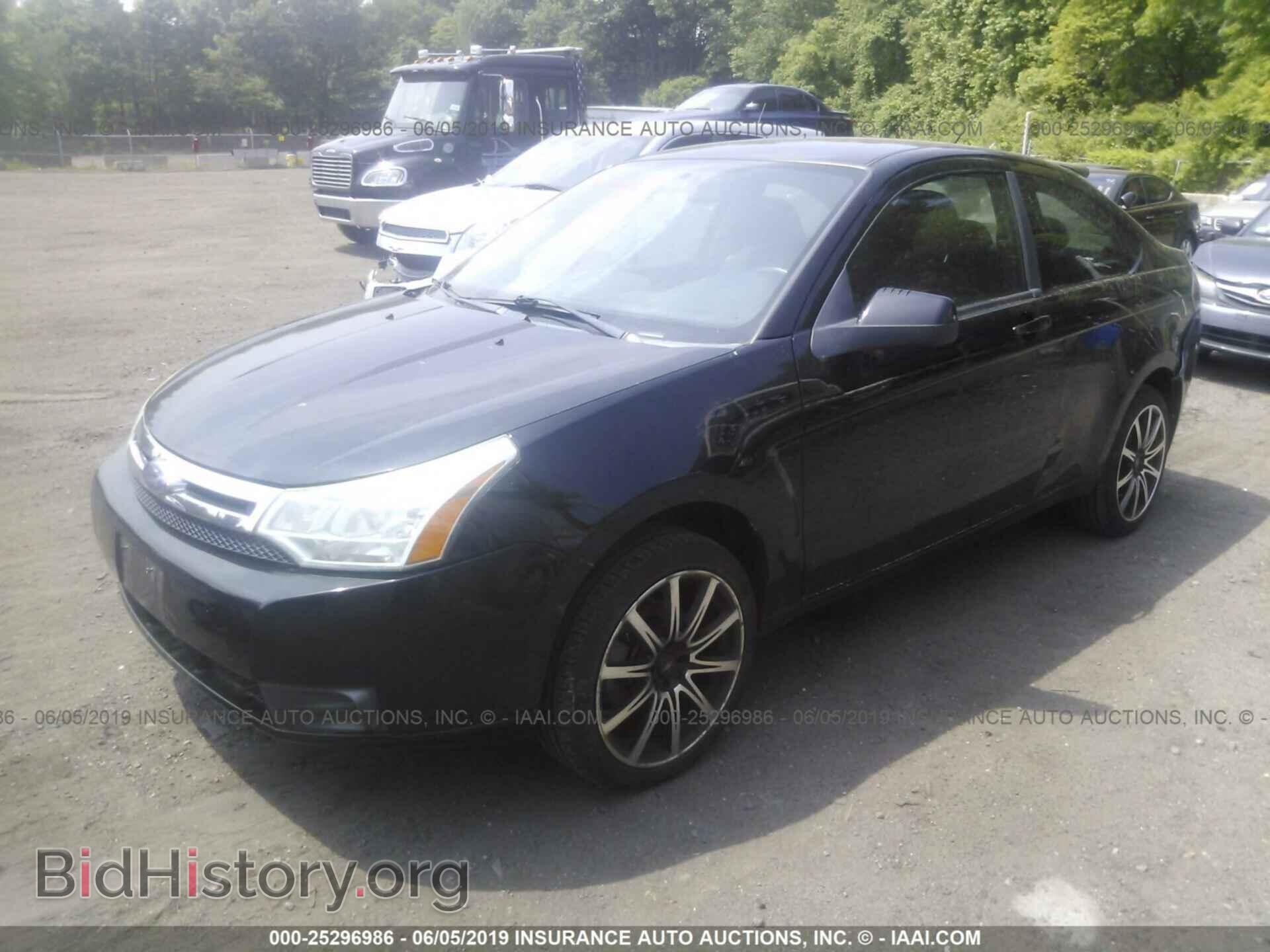 2009 FORD FOCUS - VIN: 1FAHP33NX9W231303 - Фото 2