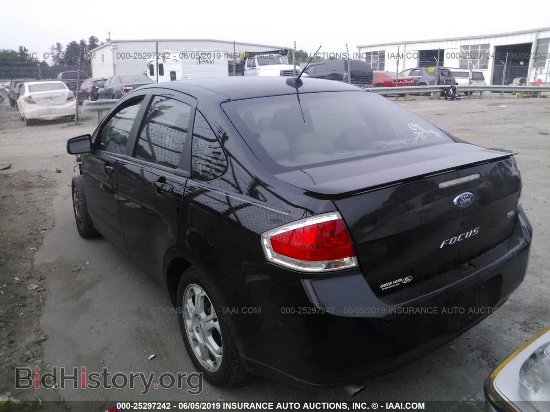 2009 FORD FOCUS - VIN: 1FAHP36N49W164600 - Photo 3
