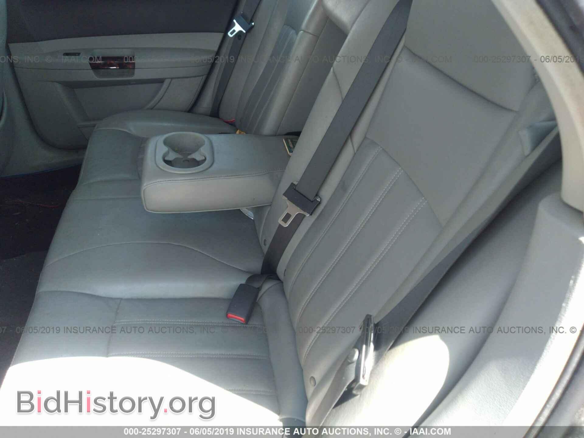 2007 CHRYSLER 300C - VIN: 2C3KA63H17H896913 - Фото 8