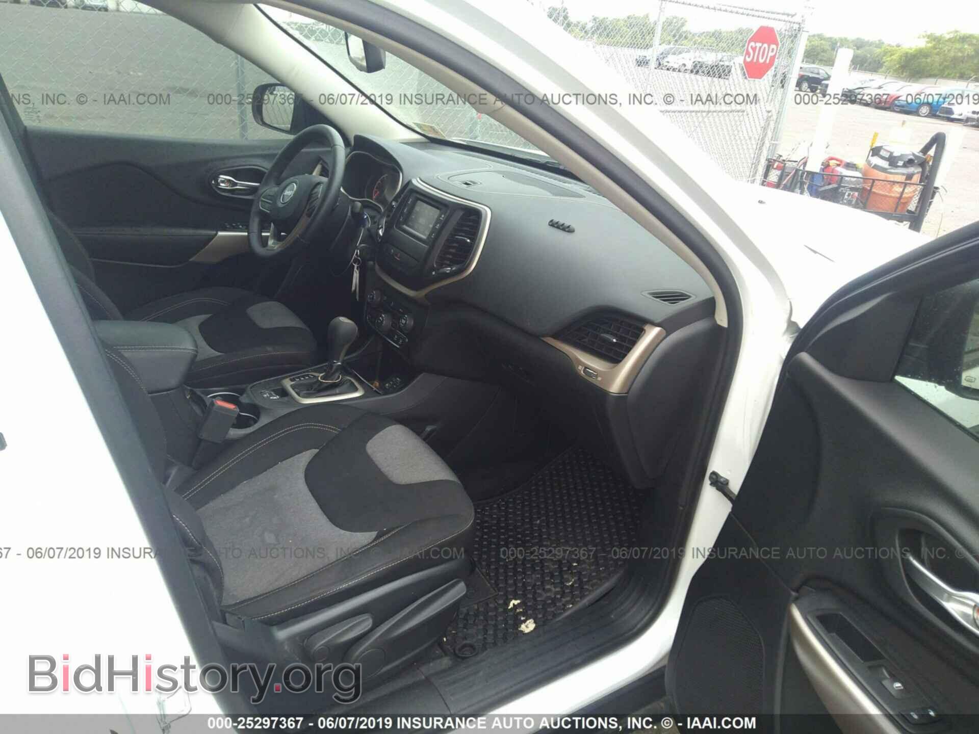2017 JEEP CHEROKEE - VIN: 1C4PJLABXHW654378 - Фото 5
