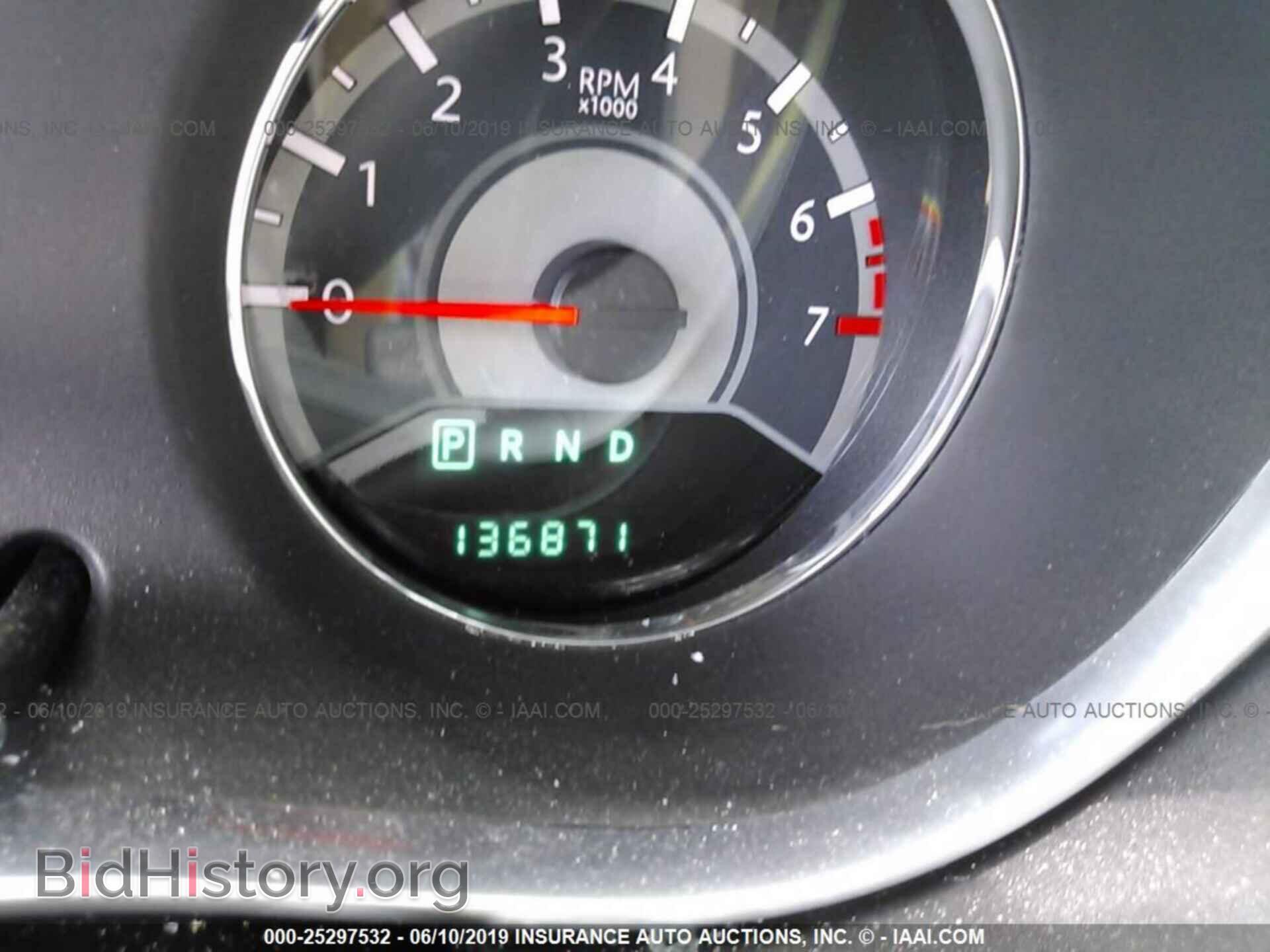 2011 CHRYSLER 200 - VIN: 1C3BC2FG1BN582930 - Фото 7