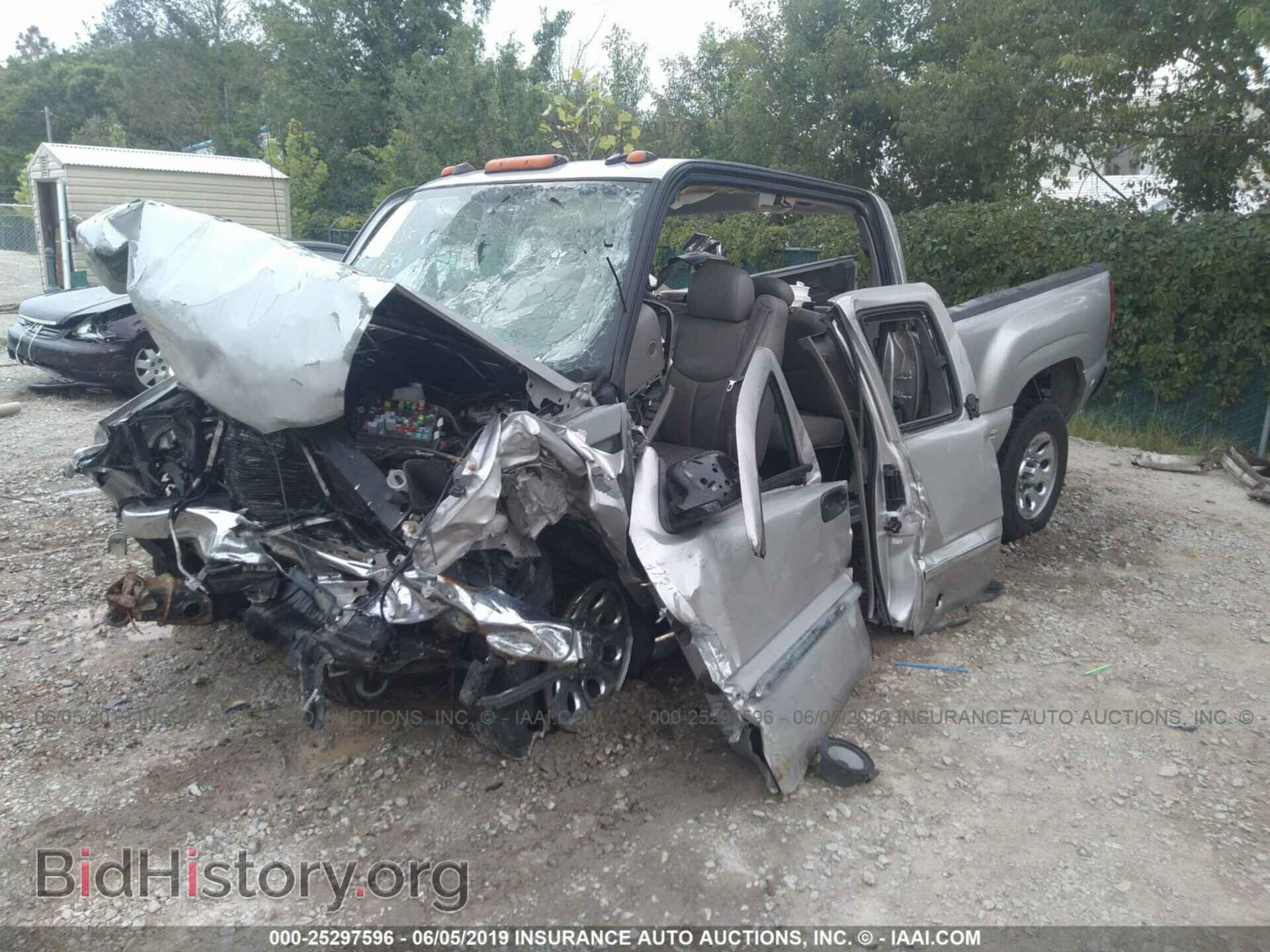 2004 GMC NEW SIERRA - VIN: 2GTEC19TX41126814 - Фото 2