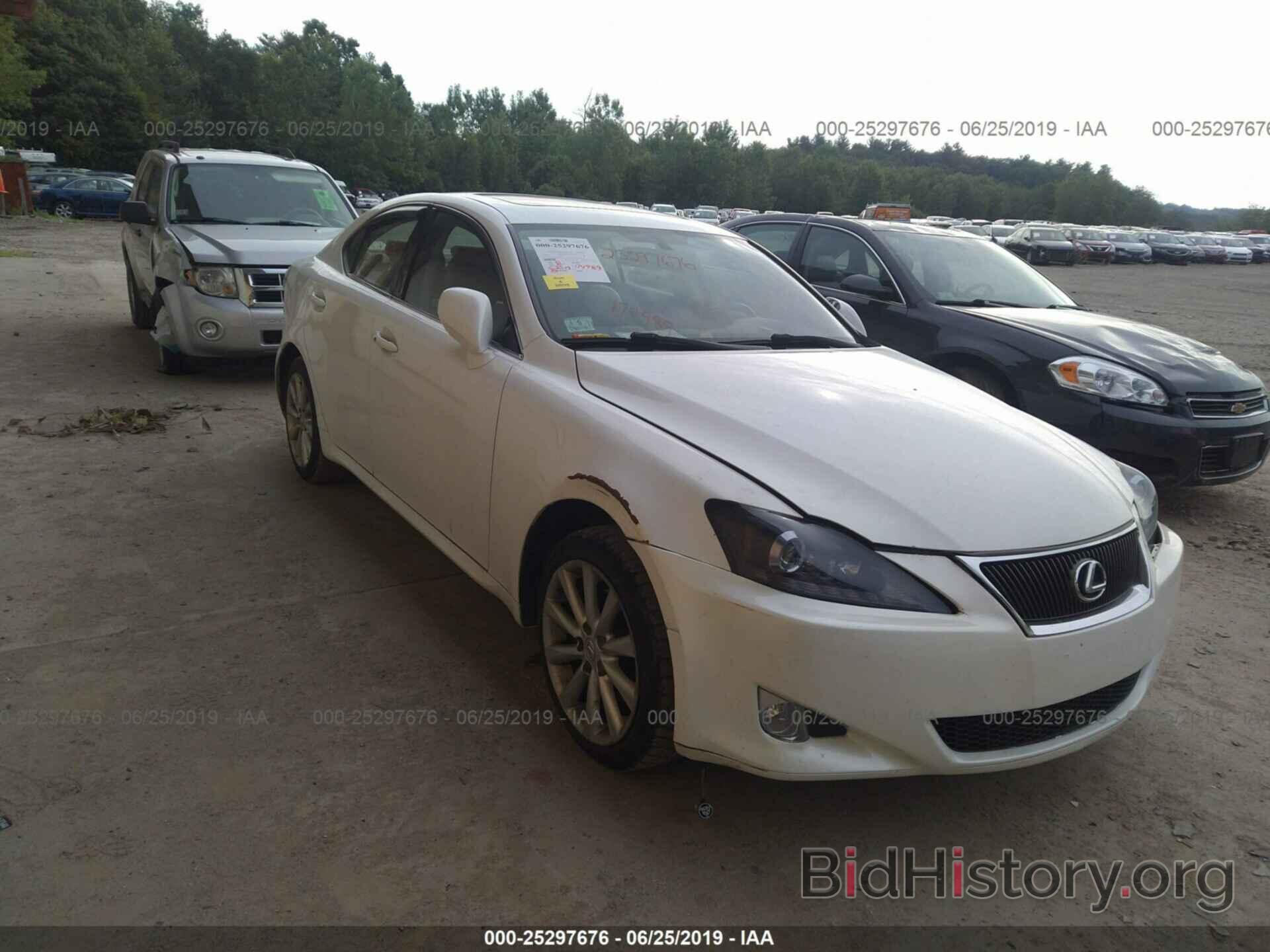 Photo JTHCK262282023709 - LEXUS IS 2008