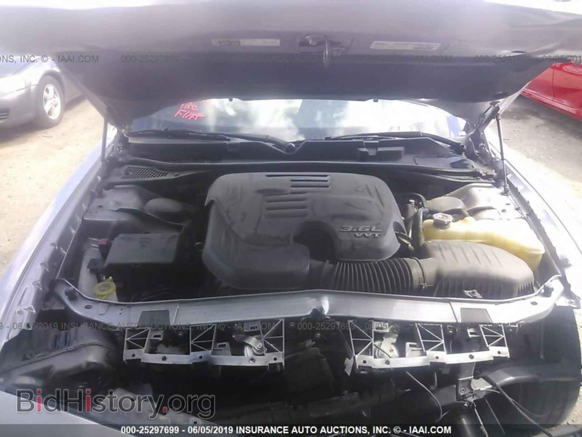 2016 DODGE CHALLENGER - VIN: 2C3CDZAG2GH217562 - Фото 10
