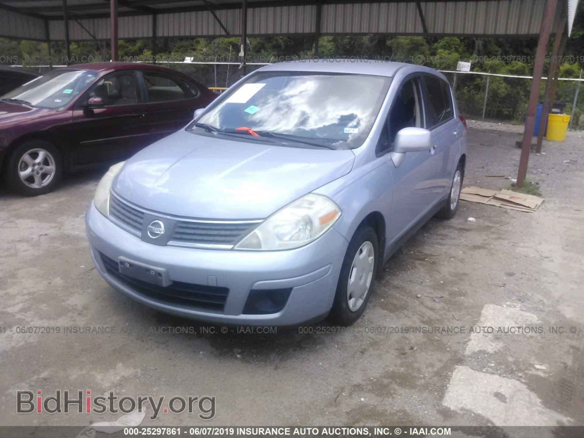 2009 NISSAN VERSA - VIN: 3N1BC13E79L451040 - Фото 2