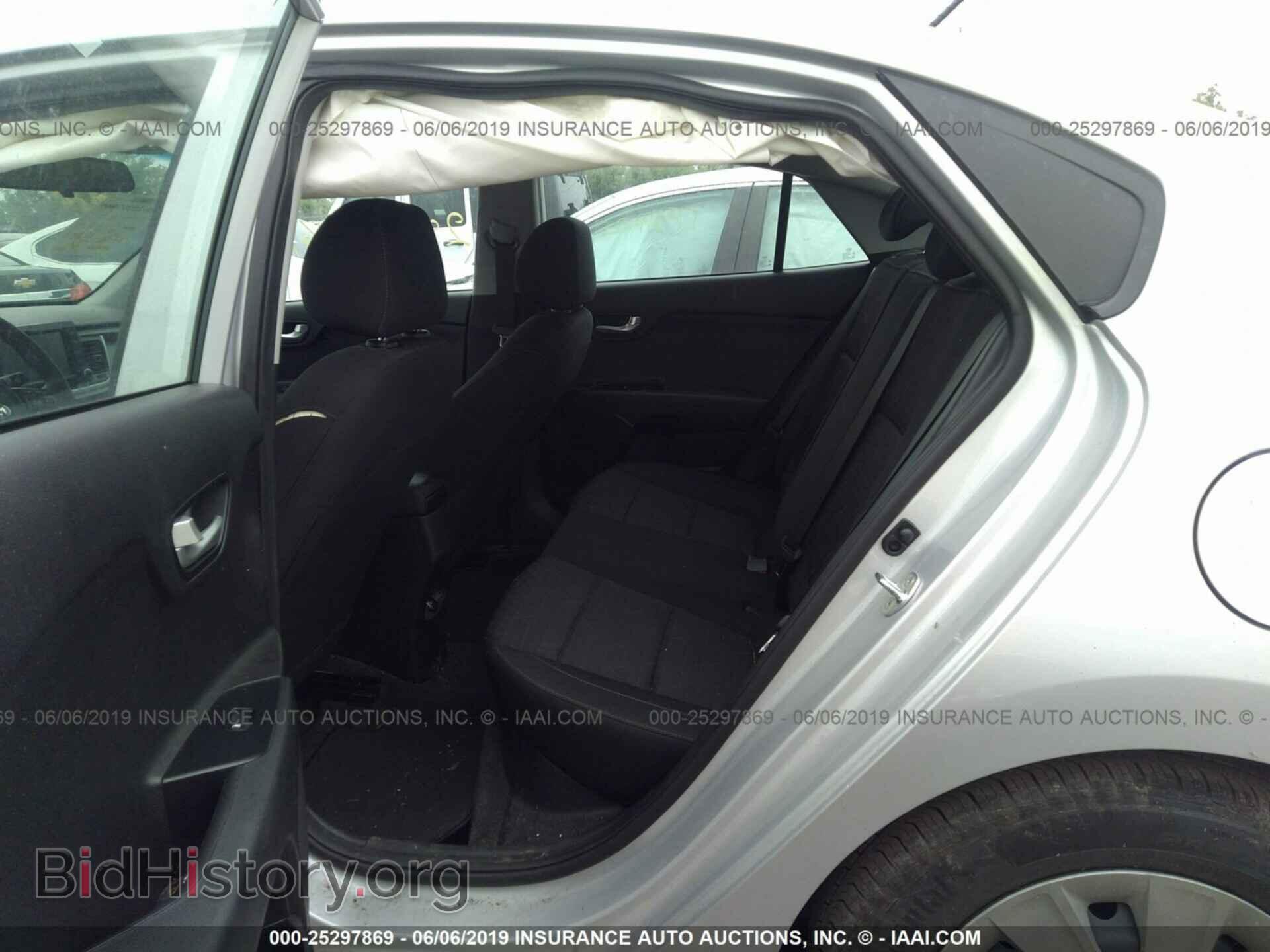 2019 KIA RIO - VIN: 3KPA24AB6KE173635 - Фото 8