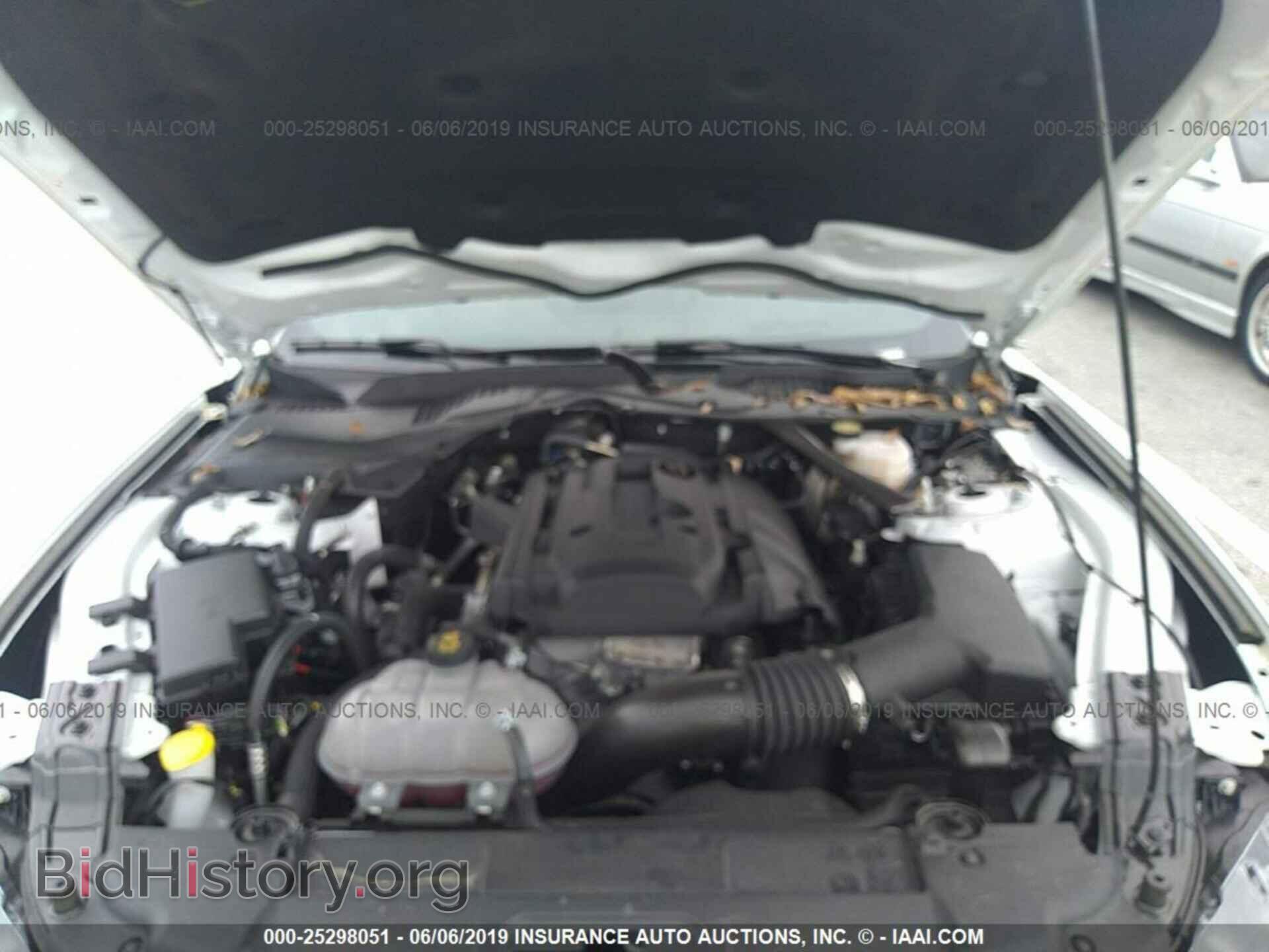 2019 FORD MUSTANG - VIN: 1FATP8UH7K5149962 - Фото 10