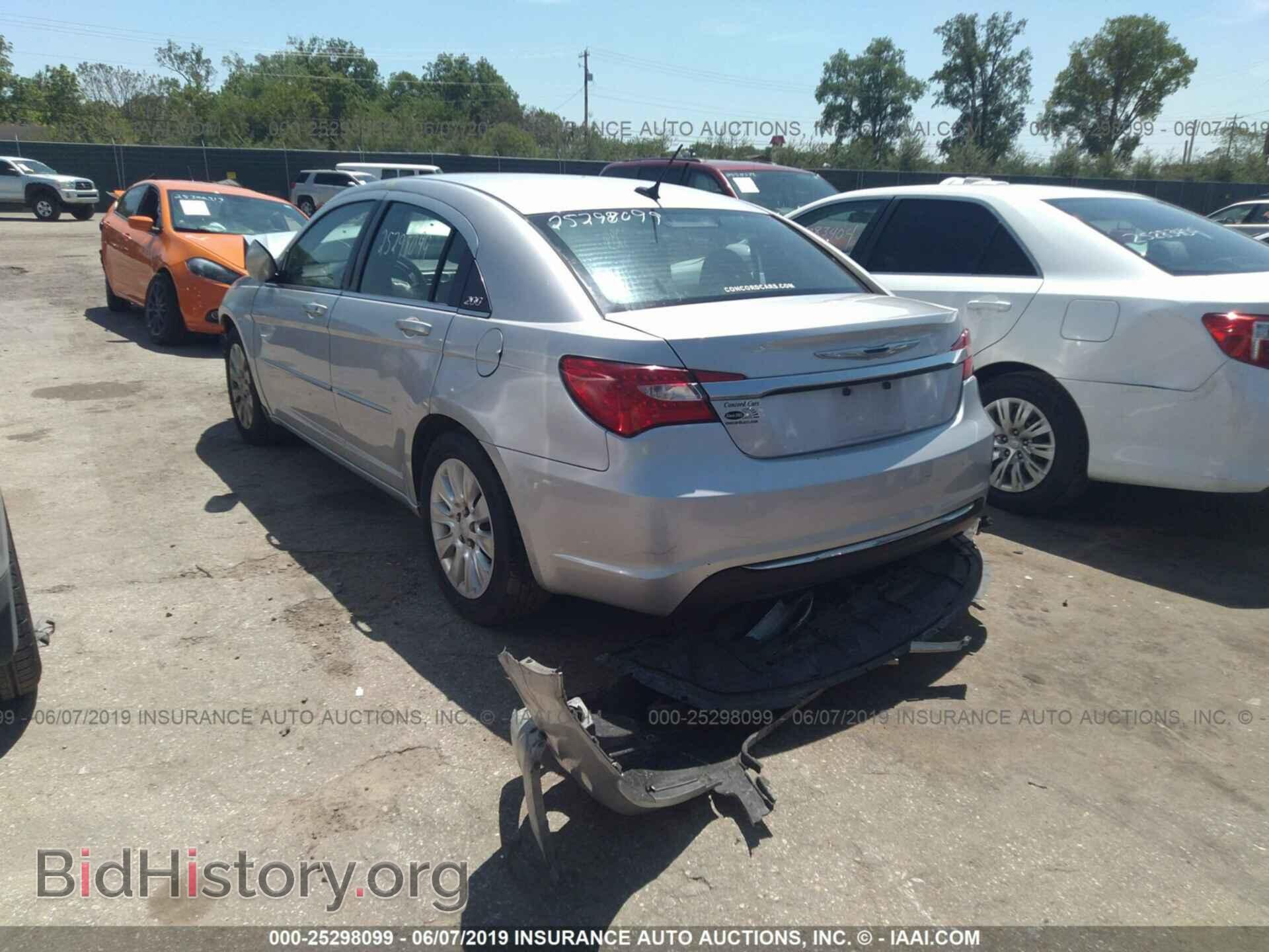 2012 CHRYSLER 200 - VIN: 1C3CCBAB5CN240768 - Фото 3