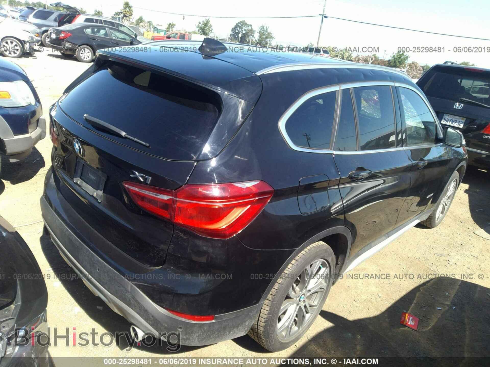 2016 BMW X1 - VIN: WBXHT3C38G5E47759 - Фото 4