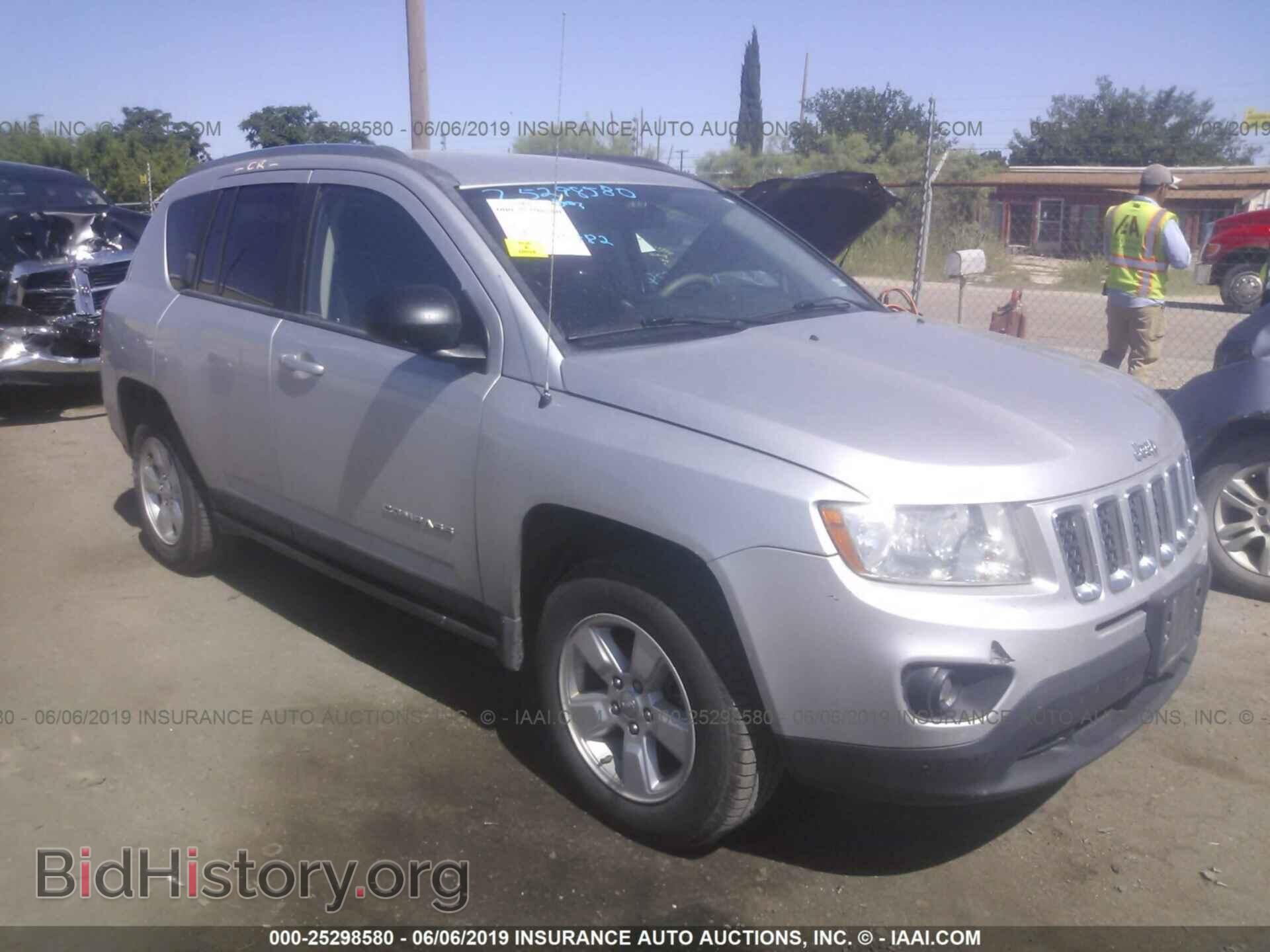 Photo 1C4NJCBA8DD272448 - JEEP COMPASS 2013
