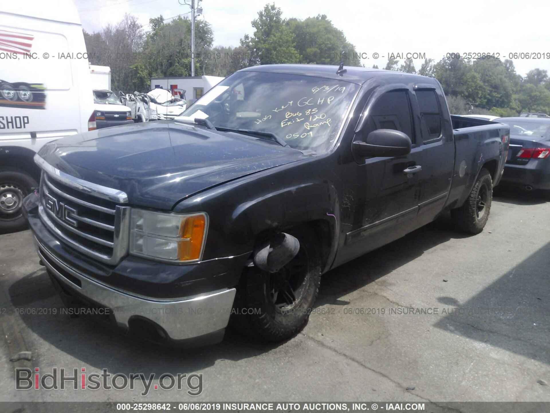 2012 GMC SIERRA - VIN: 1GTR2VE70CZ200509 - Фото 2