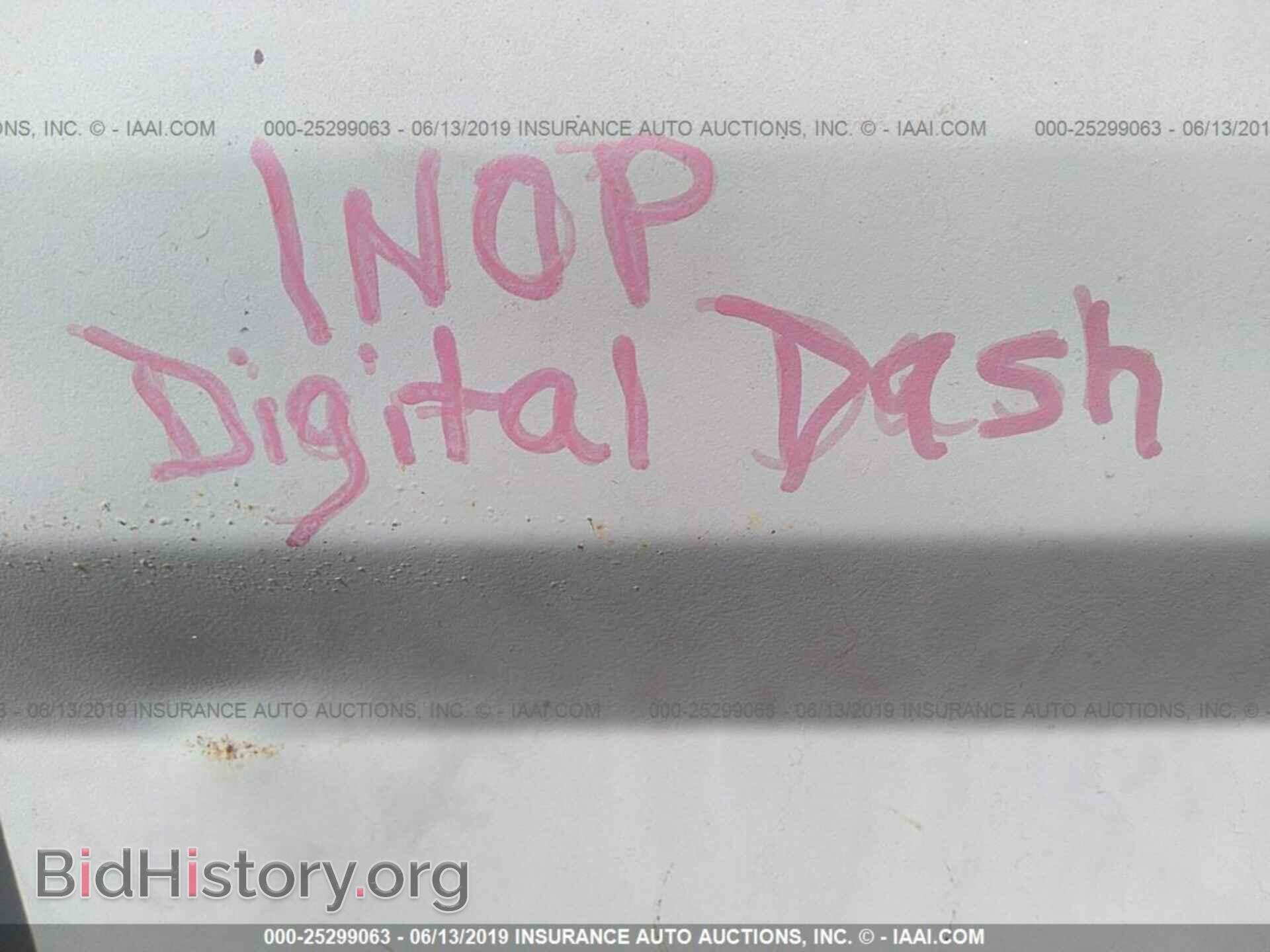 2016 DODGE CHALLENGER - VIN: 2C3CDZAG8GH249741 - Фото 7