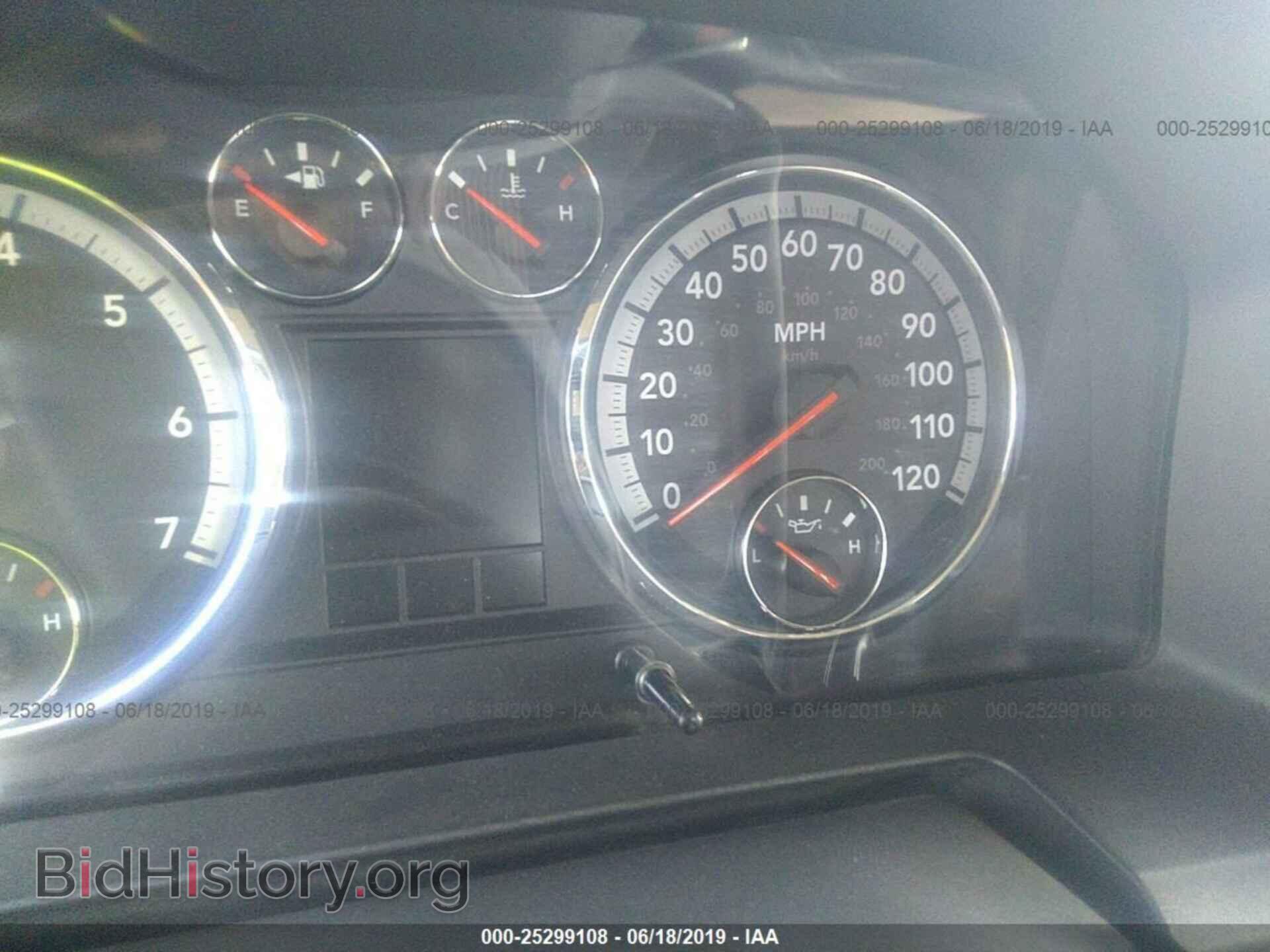 2011 DODGE RAM 1500 - VIN: 1D7RB1GT4BS507195 - Фото 7