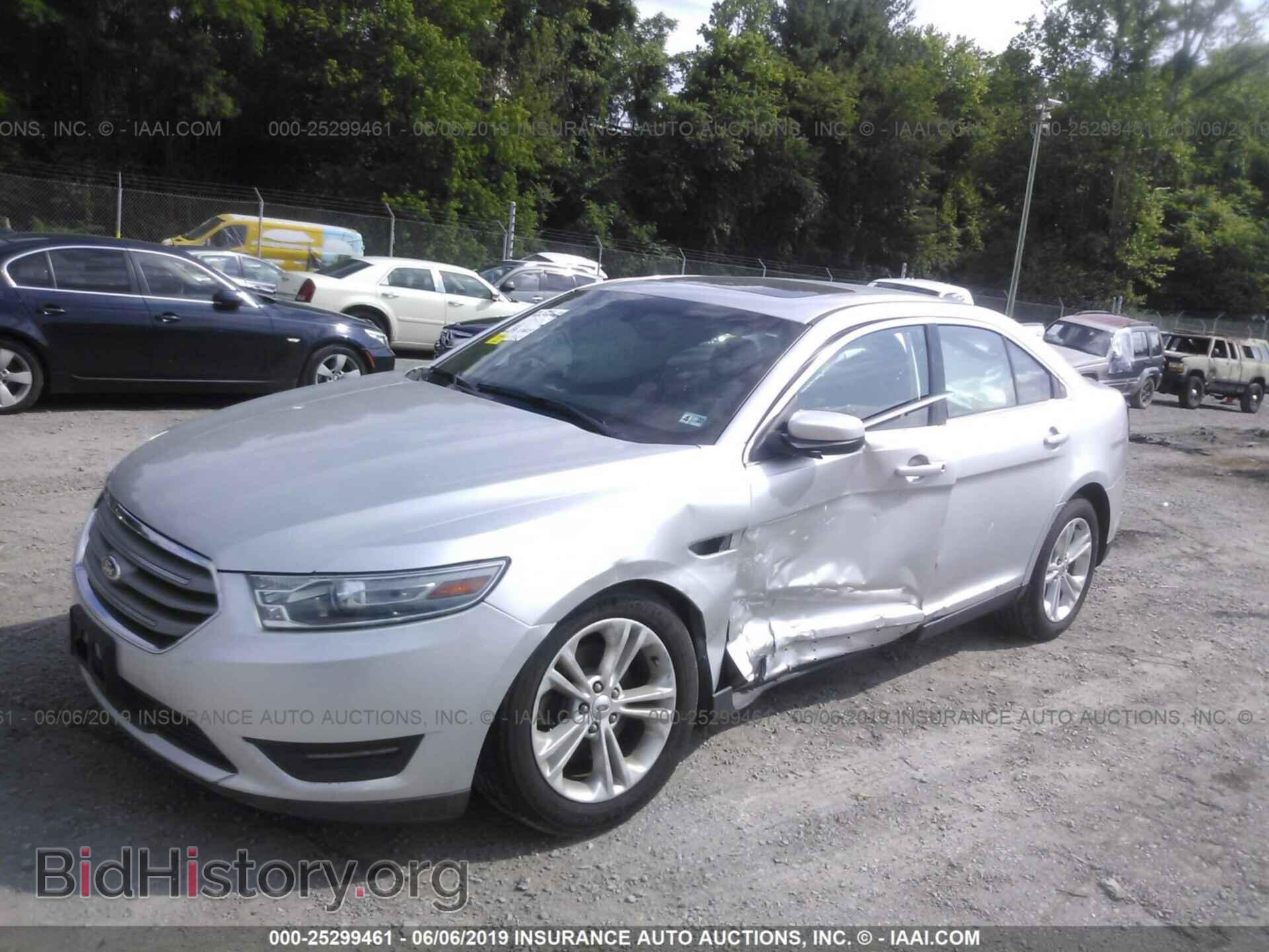 2013 FORD TAURUS - VIN: 1FAHP2H82DG179553 - Фото 2