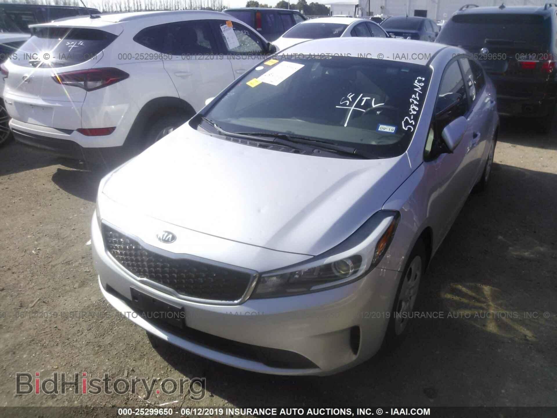 2017 KIA FORTE - VIN: 3KPFK4A79HE069327 - Фото 2