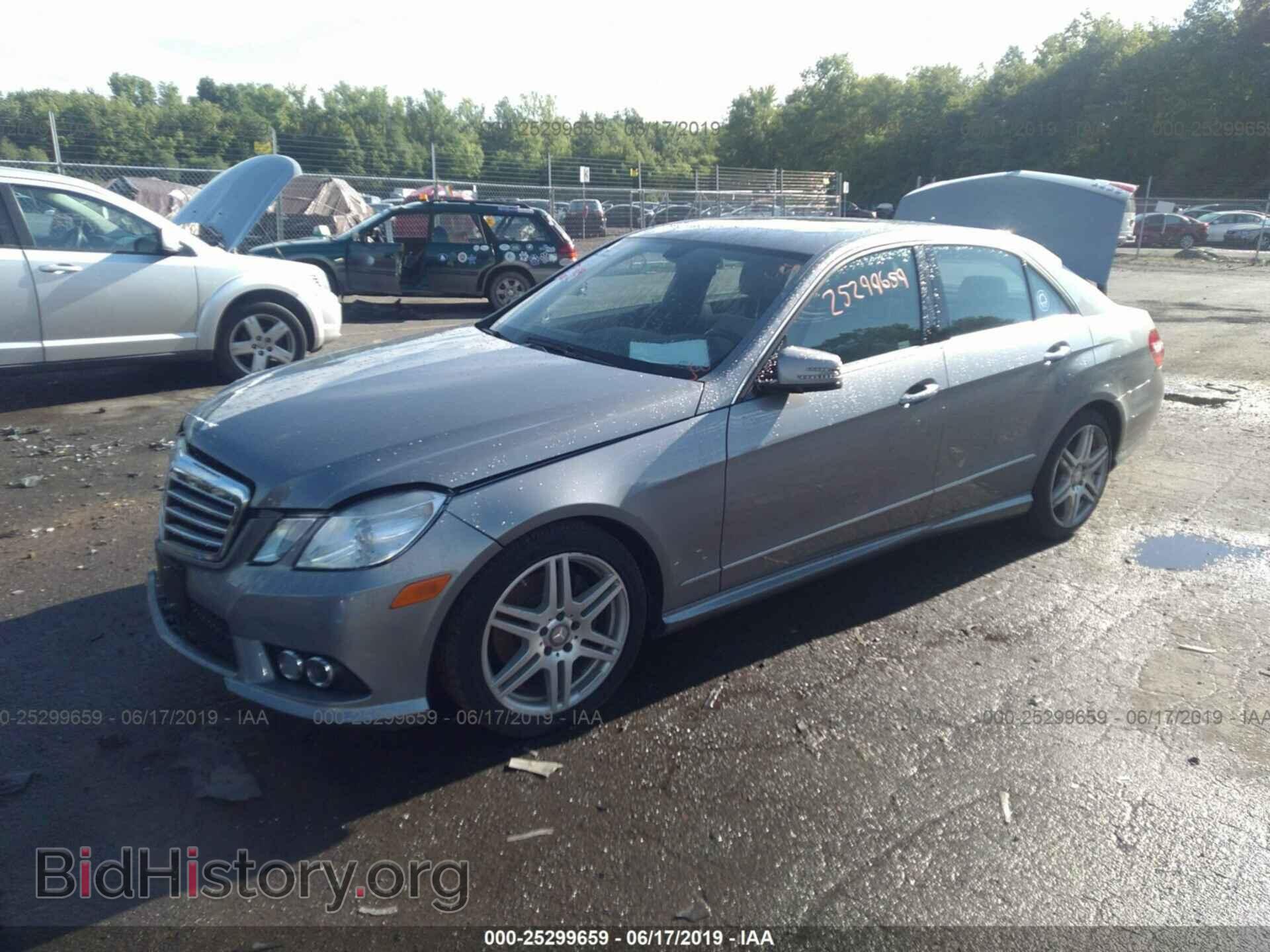 2010 MERCEDES-BENZ E - VIN: WDDHF5GB3AA212818 - Фото 2