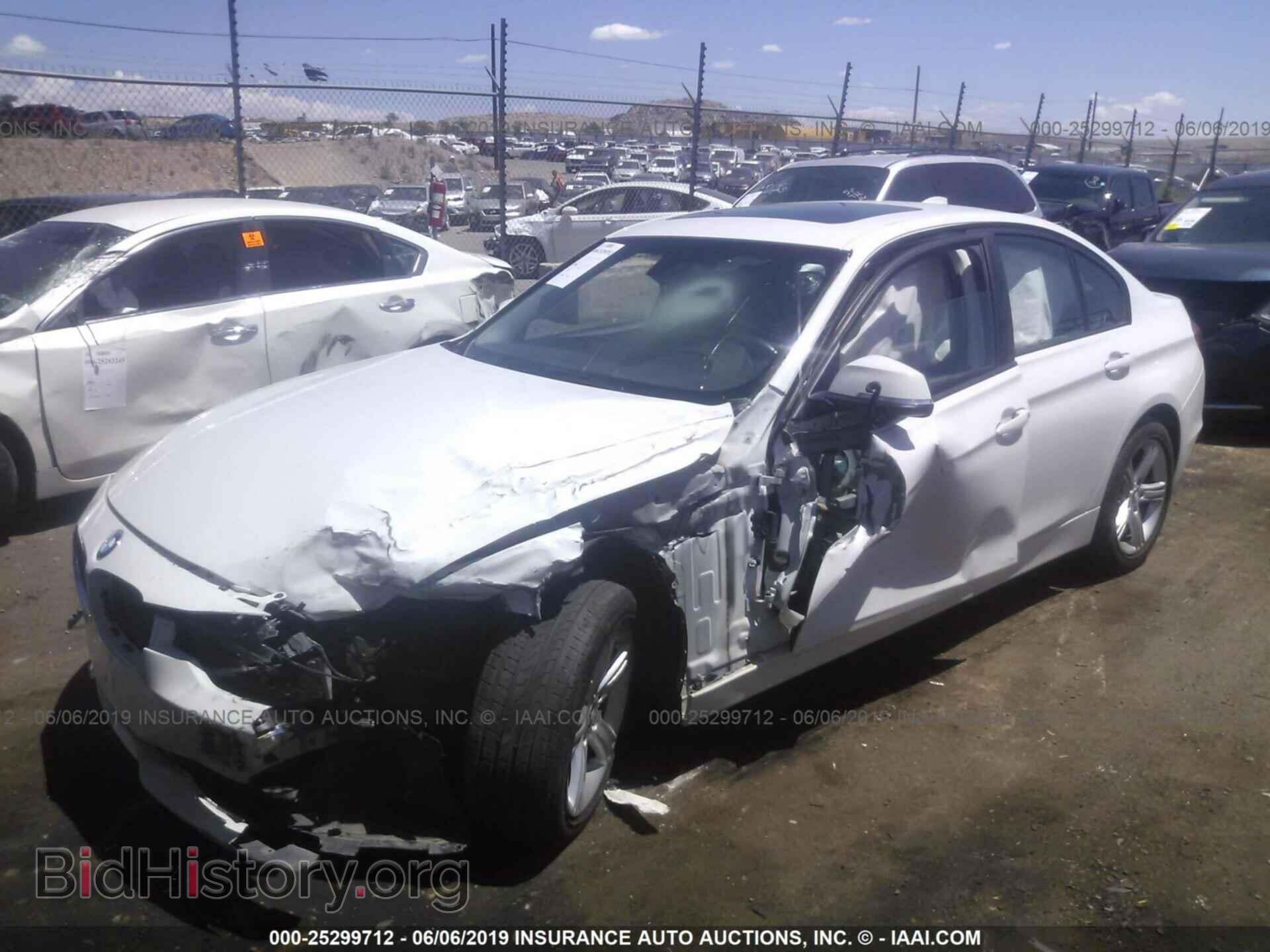 2013 BMW 328 - VIN: WBA3B5C56DF598039 - Фото 2