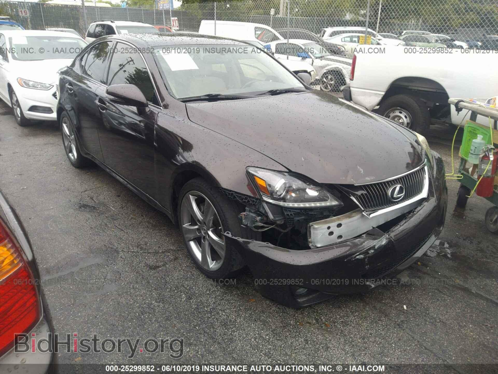 Photo JTHBF5C23C5176208 - LEXUS IS 2012