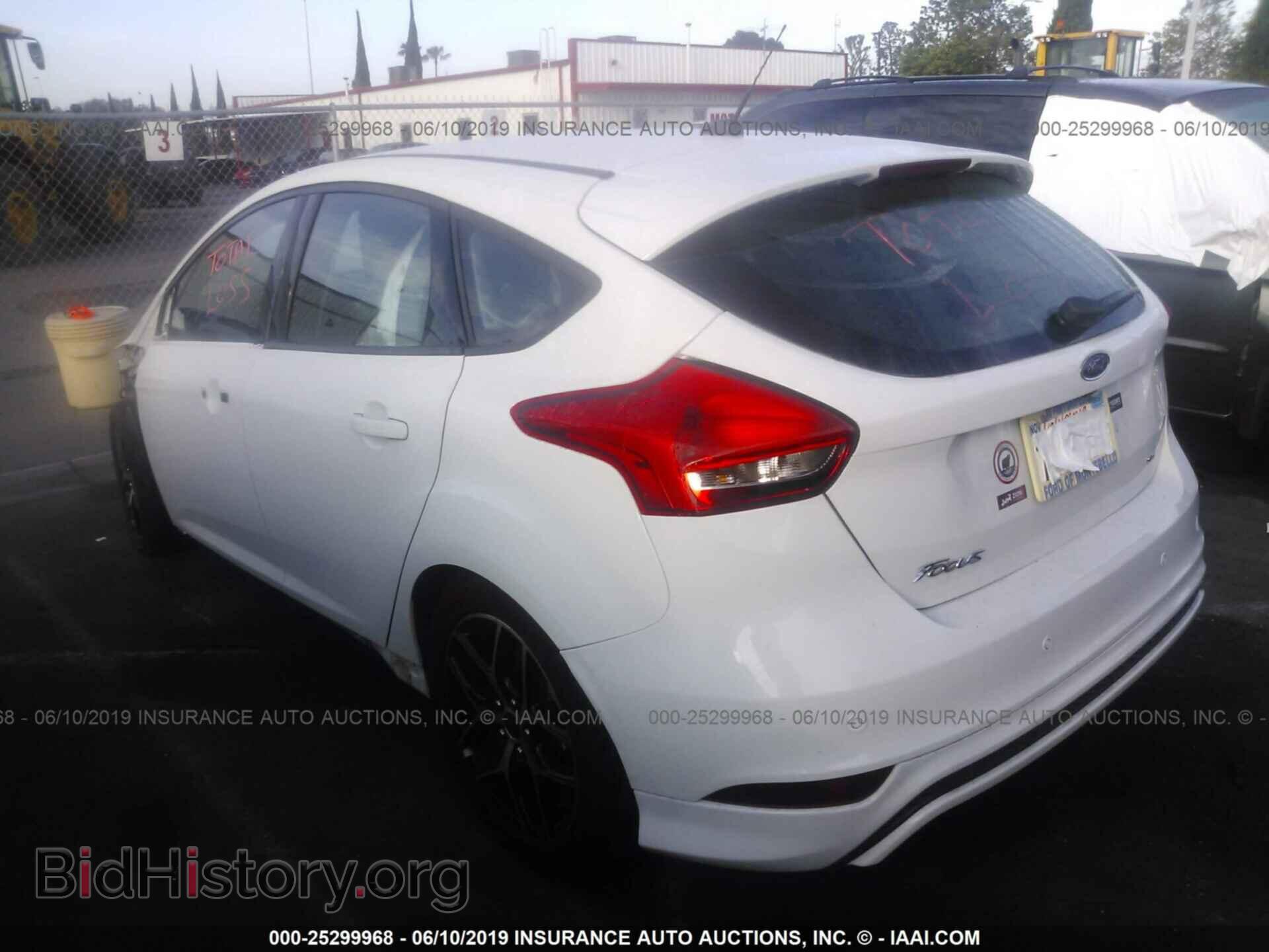 2016 FORD FOCUS - VIN: 1FADP3K24GL372596 - Photo 3