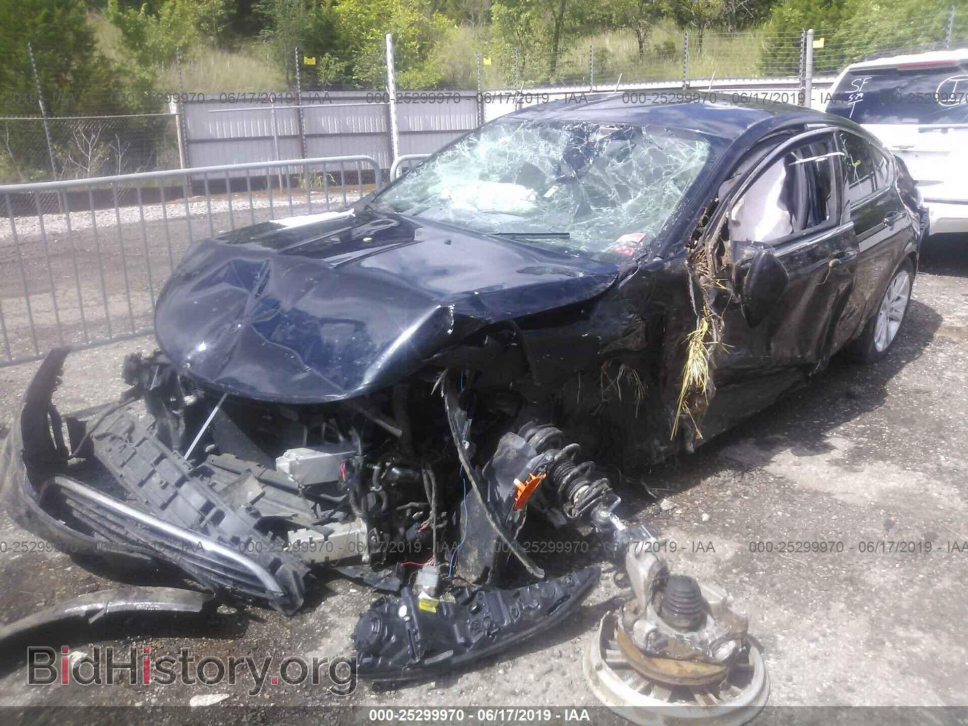 2016 CHRYSLER 200 - VIN: 1C3CCCABXGN159177 - Фото 2