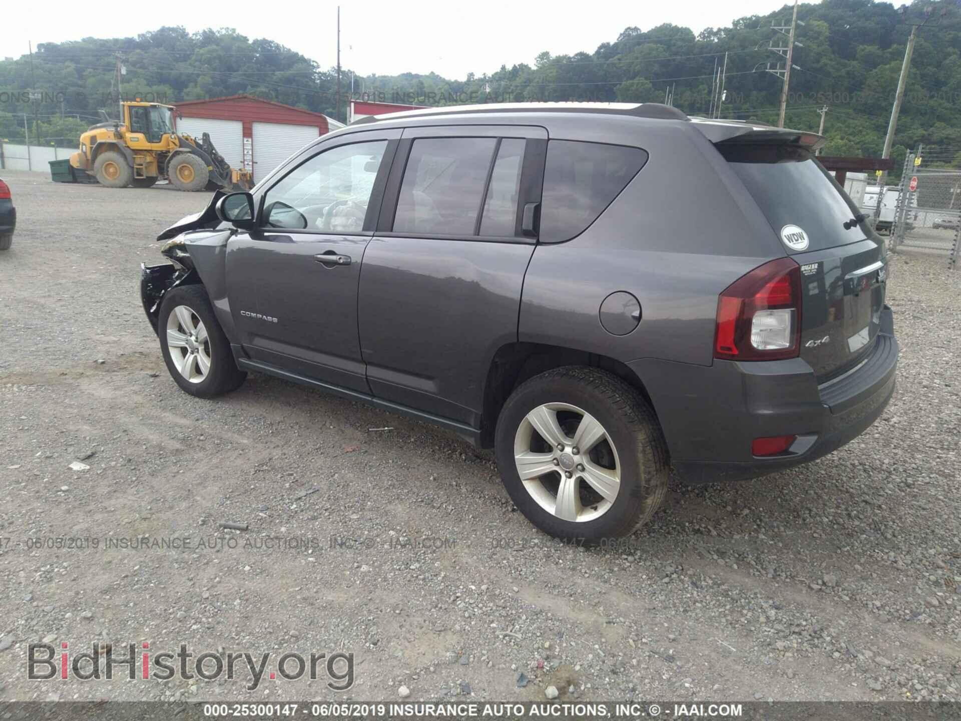 2014 JEEP COMPASS - VIN: 1C4NJDBB2ED828401 - Фото 3