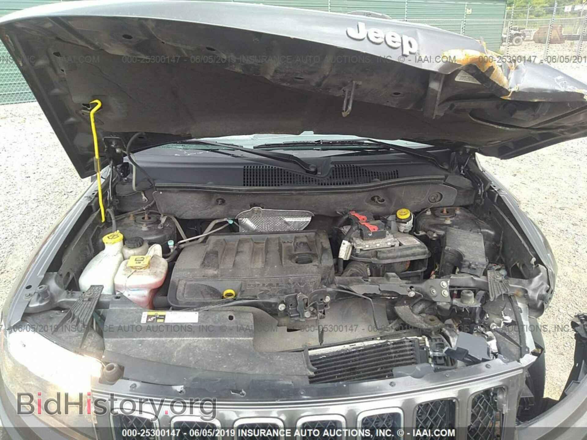 2014 JEEP COMPASS - VIN: 1C4NJDBB2ED828401 - Фото 10