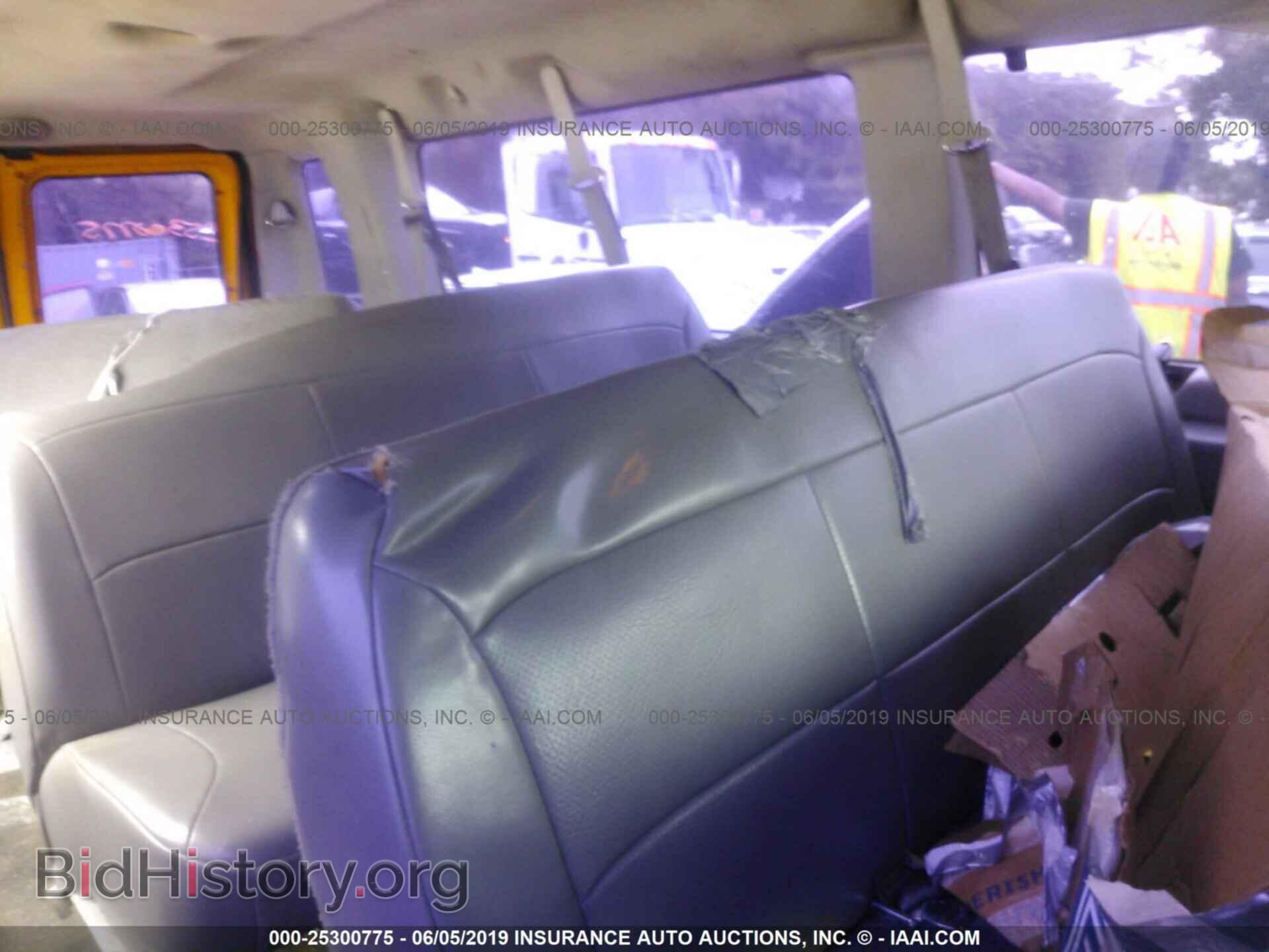 2003 FORD ECONOLINE - VIN: 1FBSS31L93HA92877 - Фото 8