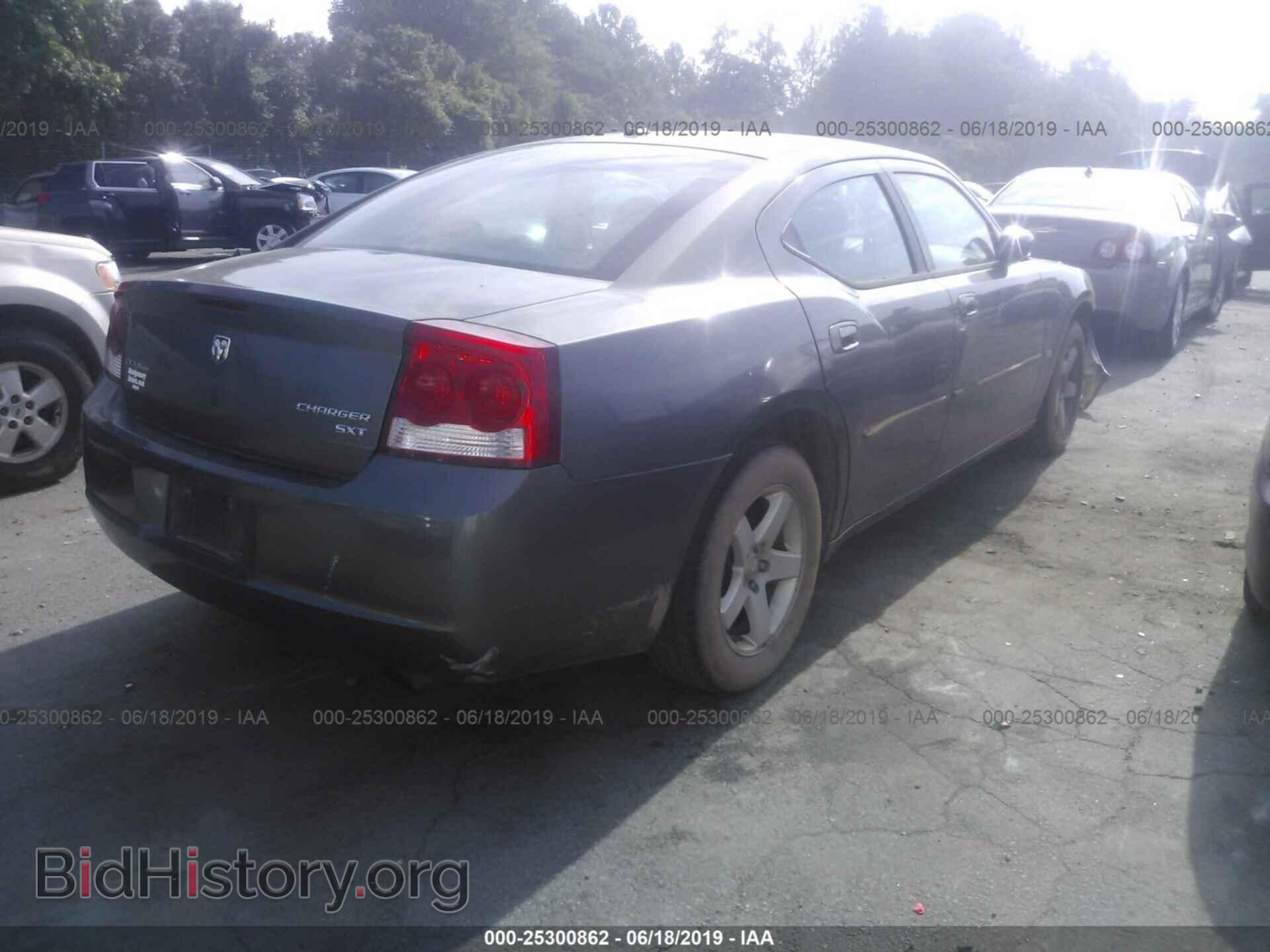2010 DODGE CHARGER - VIN: 2B3CA3CV8AH197453 - Фото 4