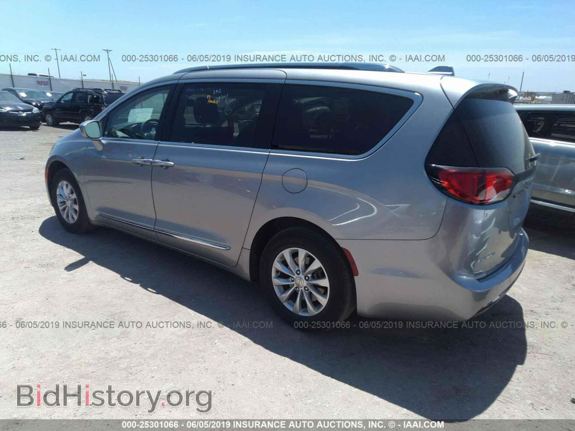 2018 CHRYSLER PACIFICA - VIN: 2C4RC1BG5JR110838 - Фото 3
