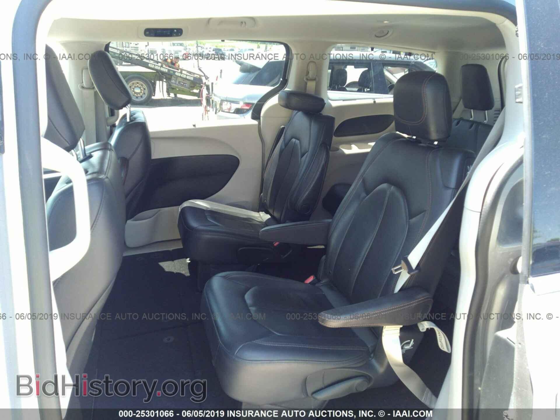 2018 CHRYSLER PACIFICA - VIN: 2C4RC1BG5JR110838 - Фото 8