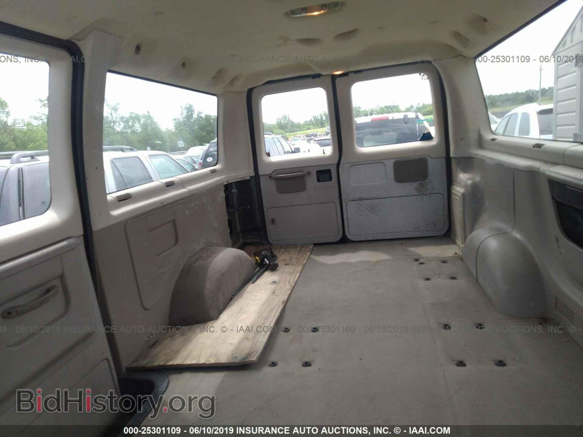 2004 FORD ECONOLINE - VIN: 1FBNE31L14HA52864 - Фото 8