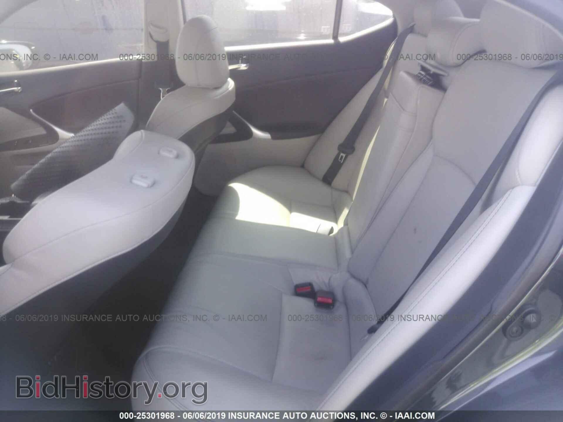 2010 LEXUS IS - VIN: JTHBF5C29A5126801 - Photo 8