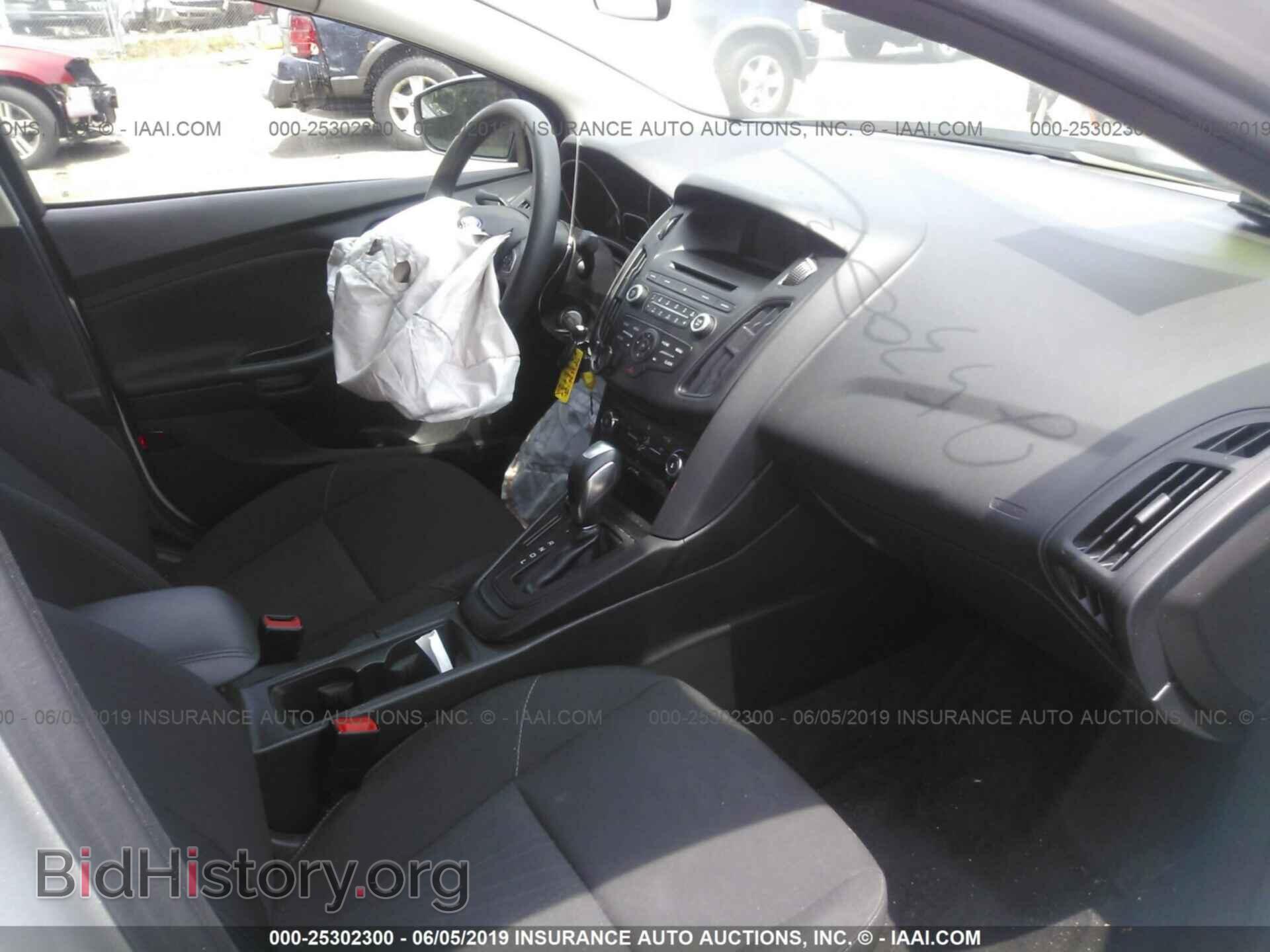 2016 FORD FOCUS - VIN: 1FADP3F2XGL353917 - Photo 5