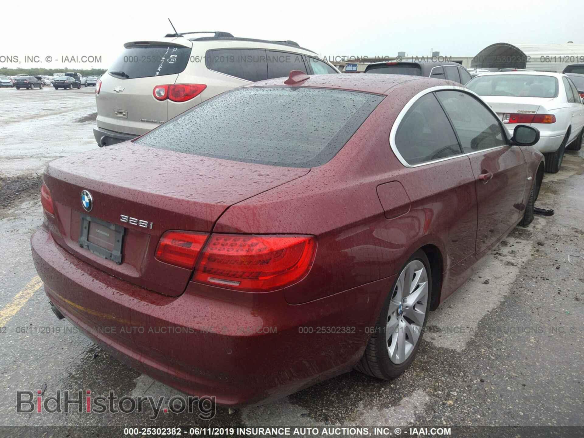 2011 BMW 328 - VIN: WBAKE3C59BE557690 - Фото 4