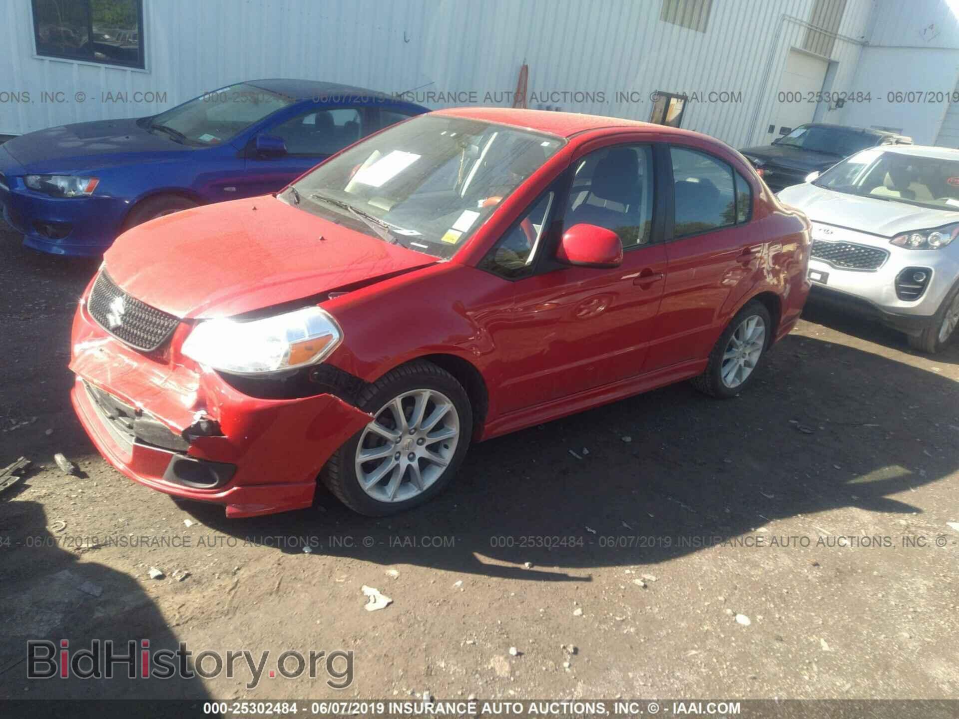 2011 SUZUKI SX4 - VIN: JS2YC5A41B6300516 - Фото 2