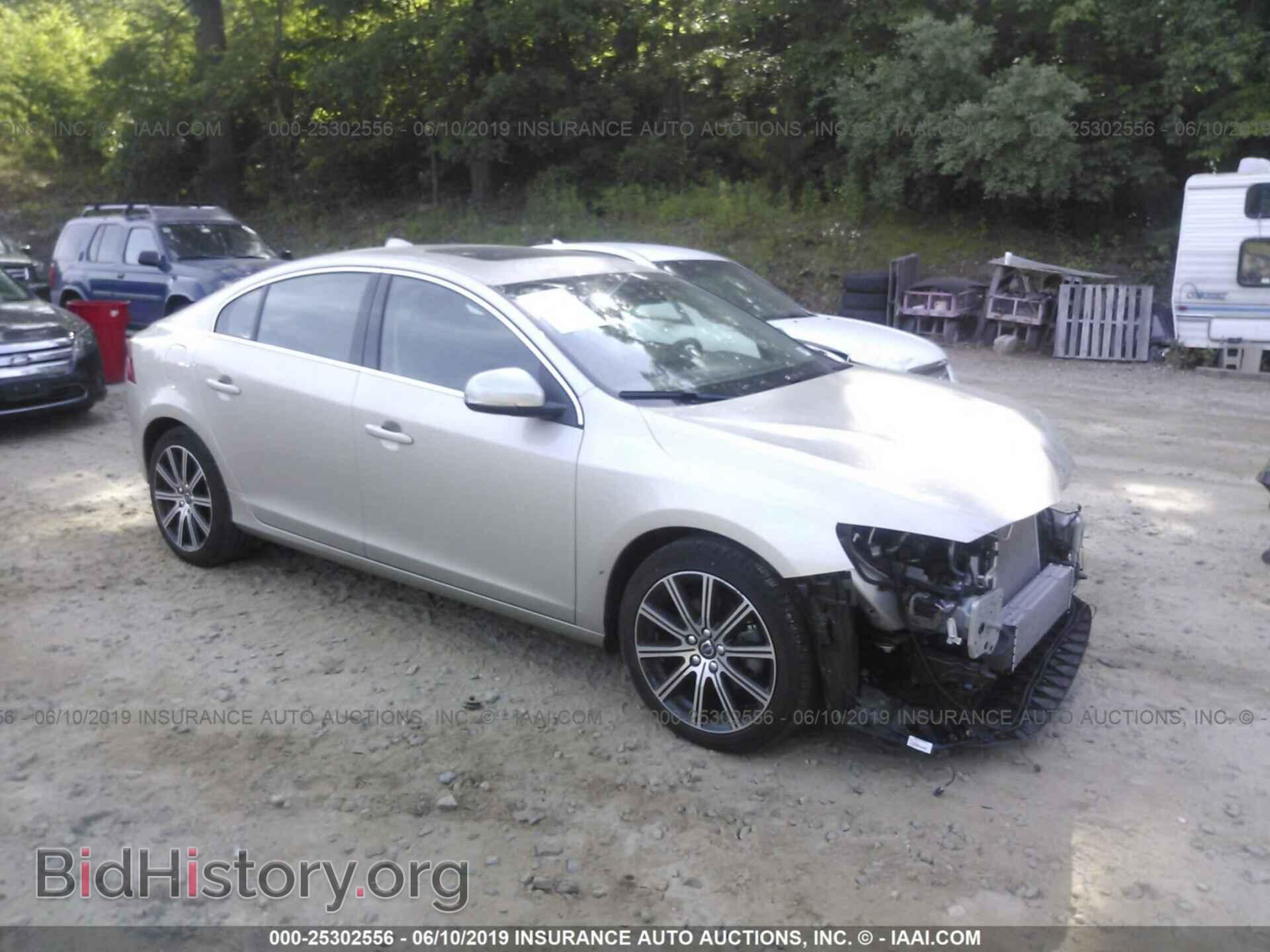 Photo LYV402HMXHB132394 - VOLVO S60 2017