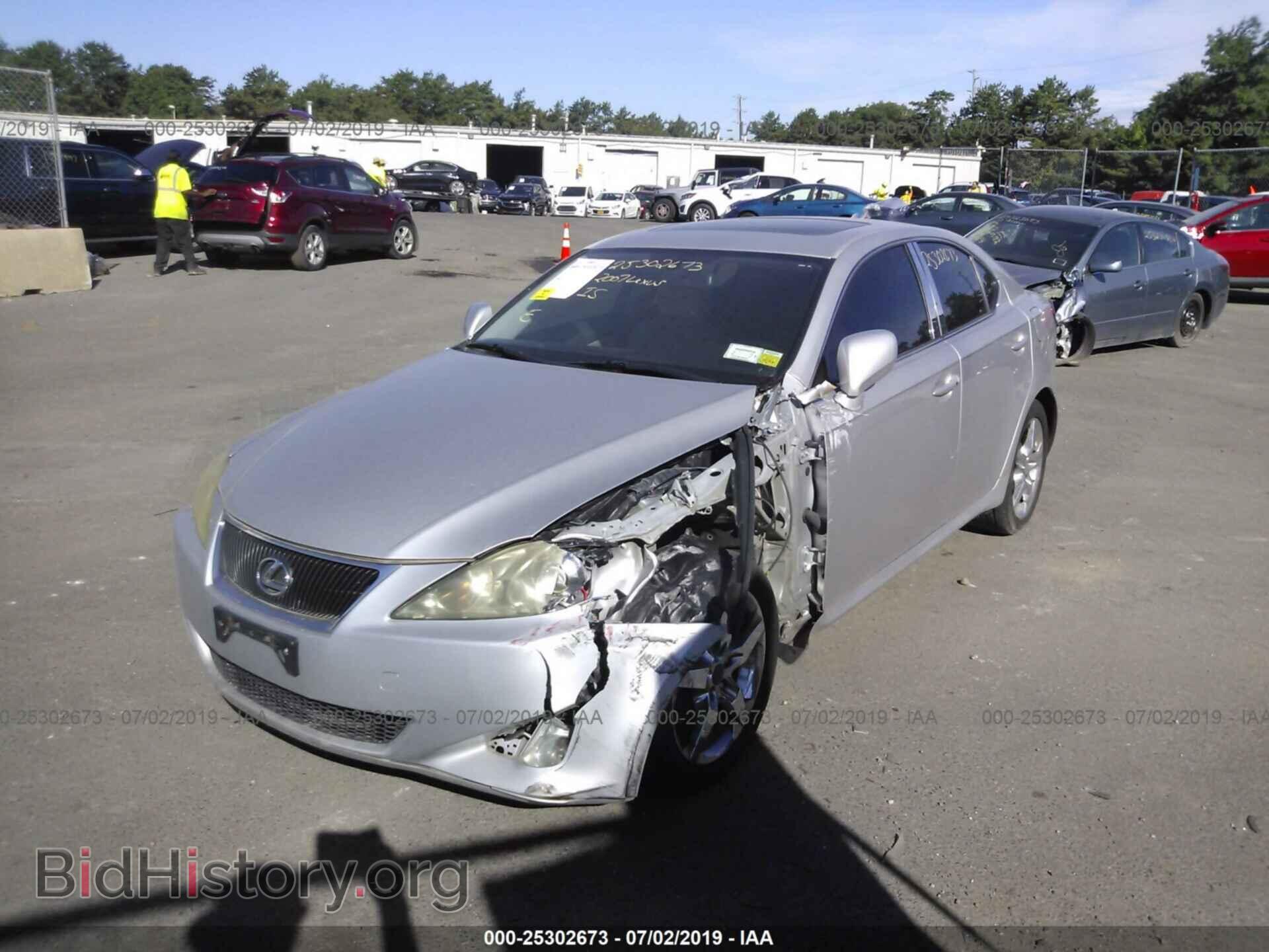2007 LEXUS IS - VIN: JTHCK262672010959 - Photo 2