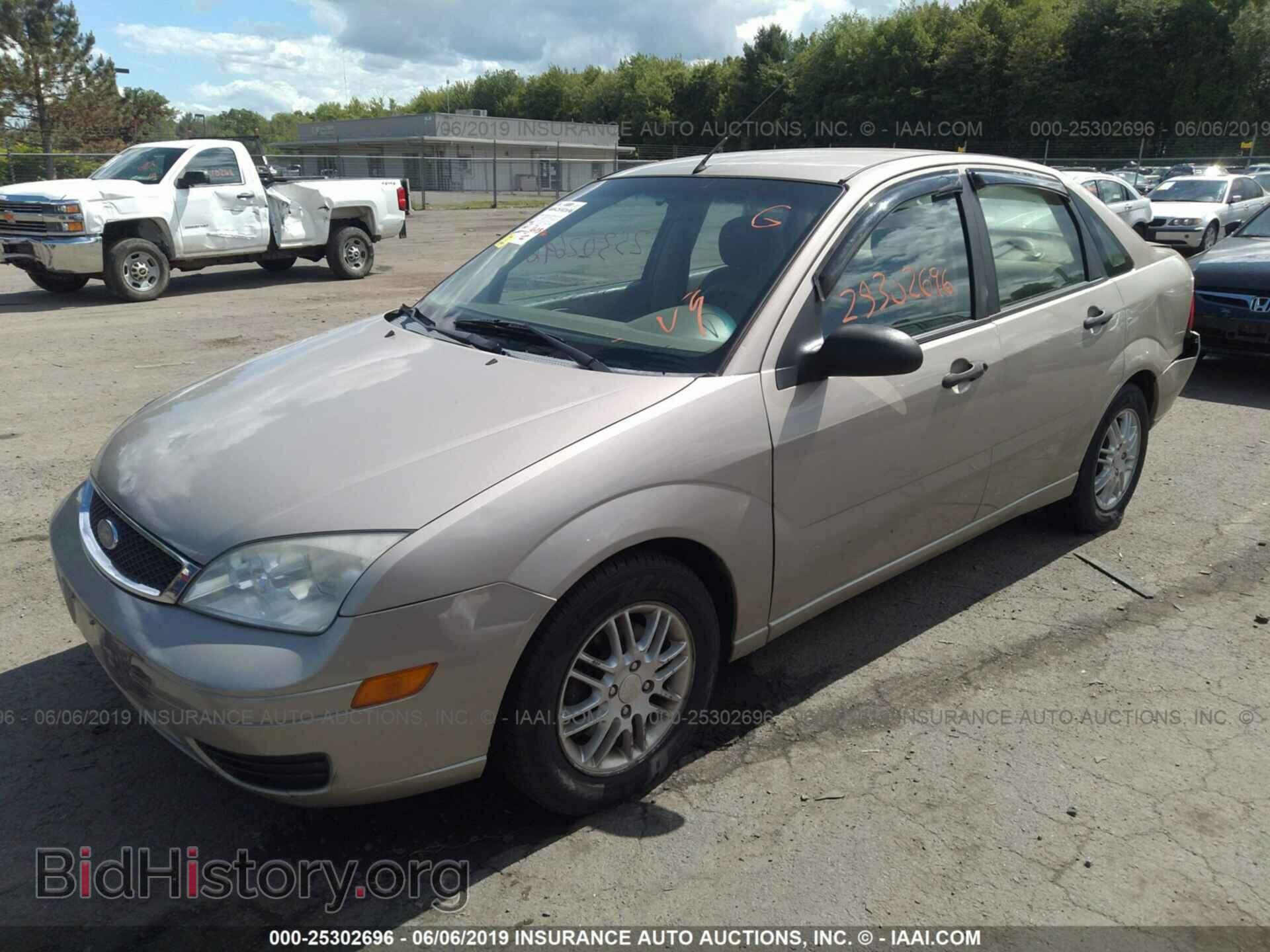 2006 FORD FOCUS - VIN: 1FAFP34N26W196645 - Фото 2
