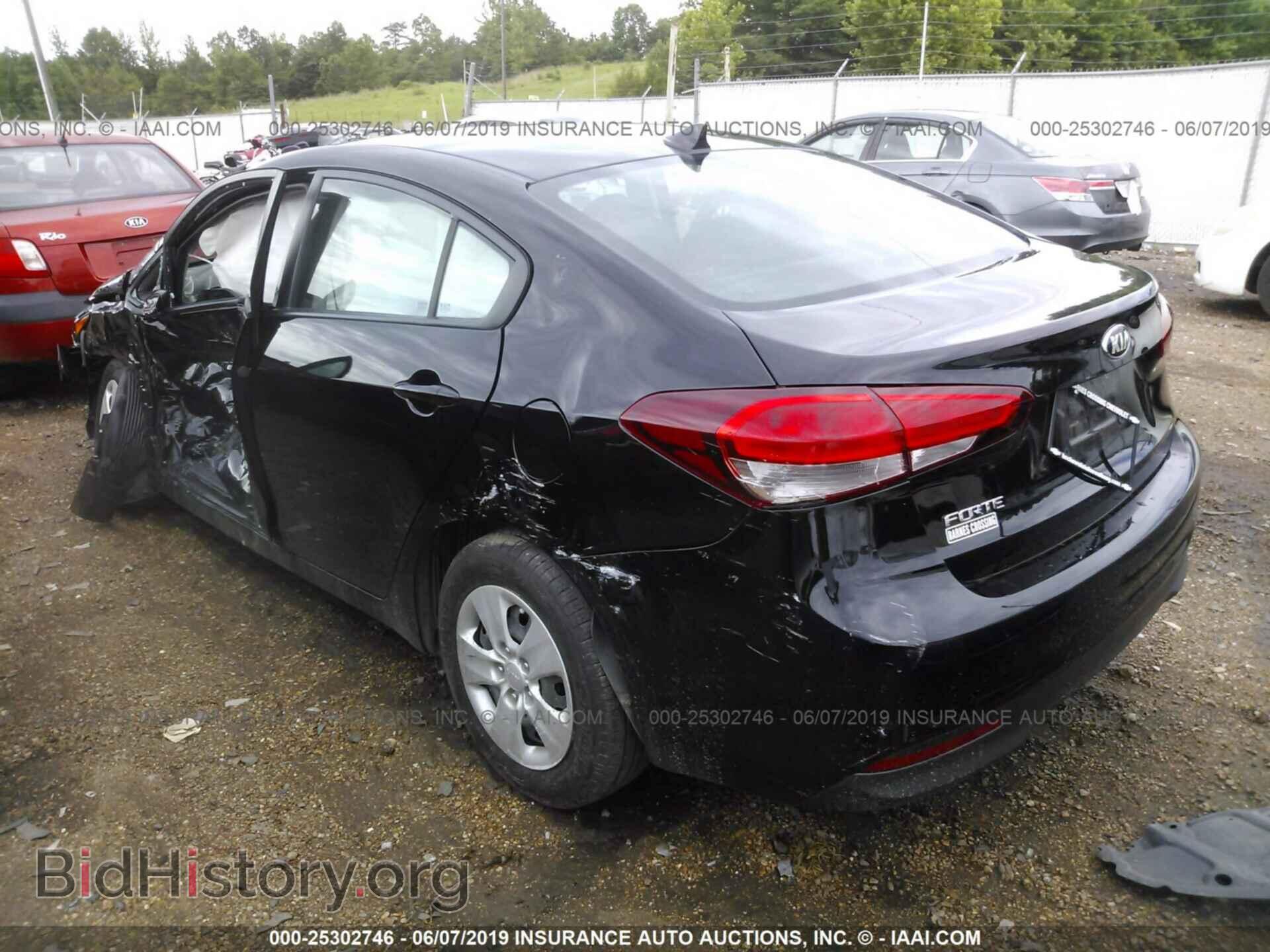 2017 KIA FORTE - VIN: 3KPFK4A70HE064193 - Фото 3