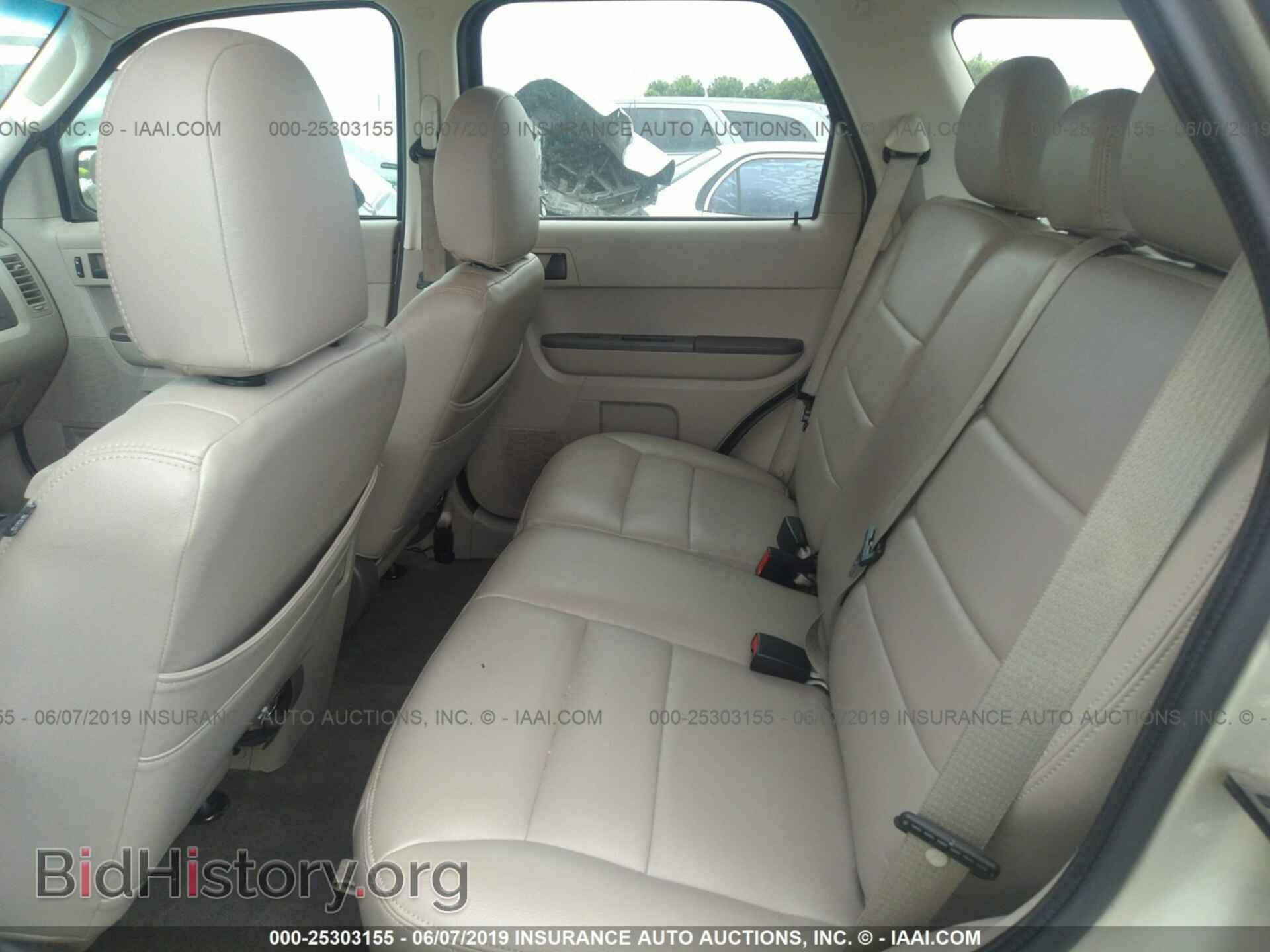 2011 FORD ESCAPE - VIN: 1FMCU0C7XBKA31401 - Фото 8