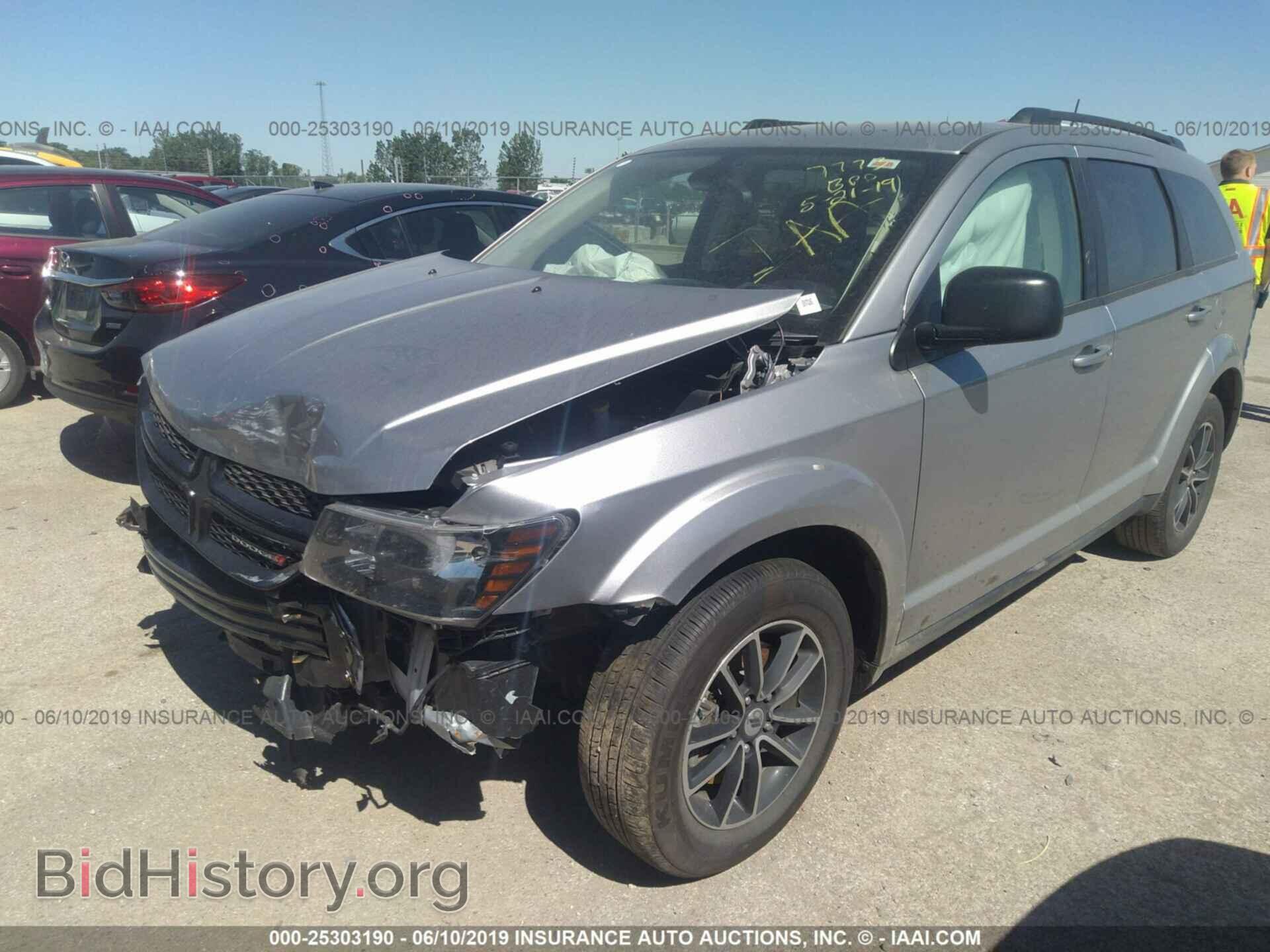 2018 DODGE JOURNEY - VIN: 3C4PDCAB1JT507773 - Фото 2
