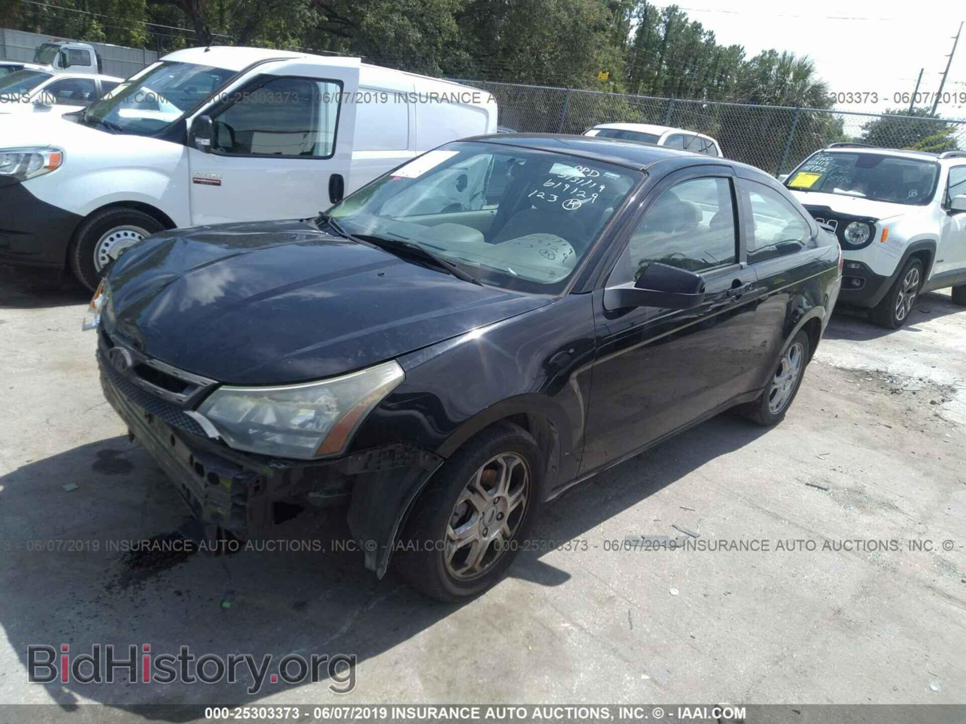 2010 FORD FOCUS - VIN: 1FAHP3CN3AW108897 - Фото 2