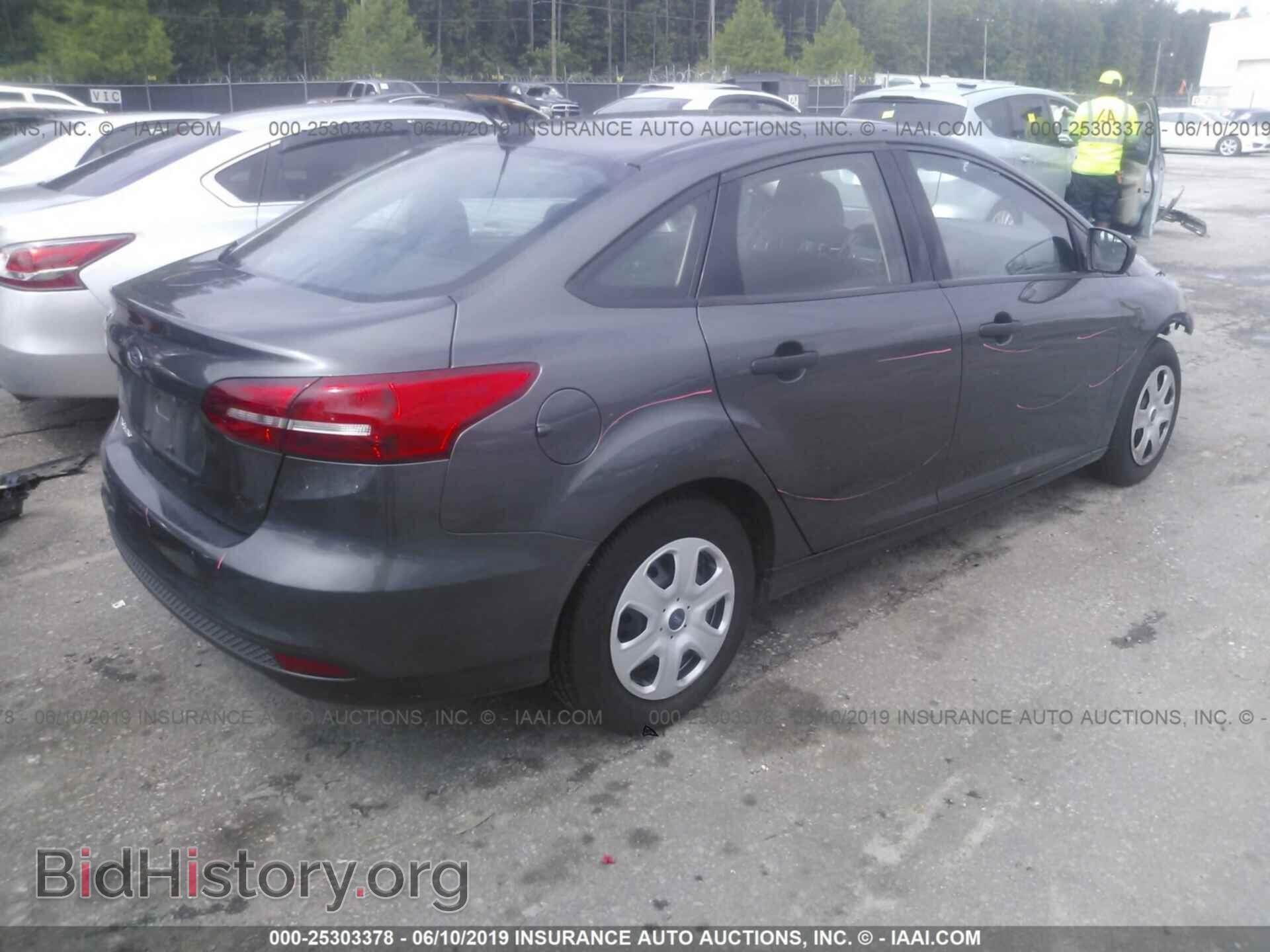 2018 FORD FOCUS - VIN: 1FADP3E2XJL291377 - Photo 4